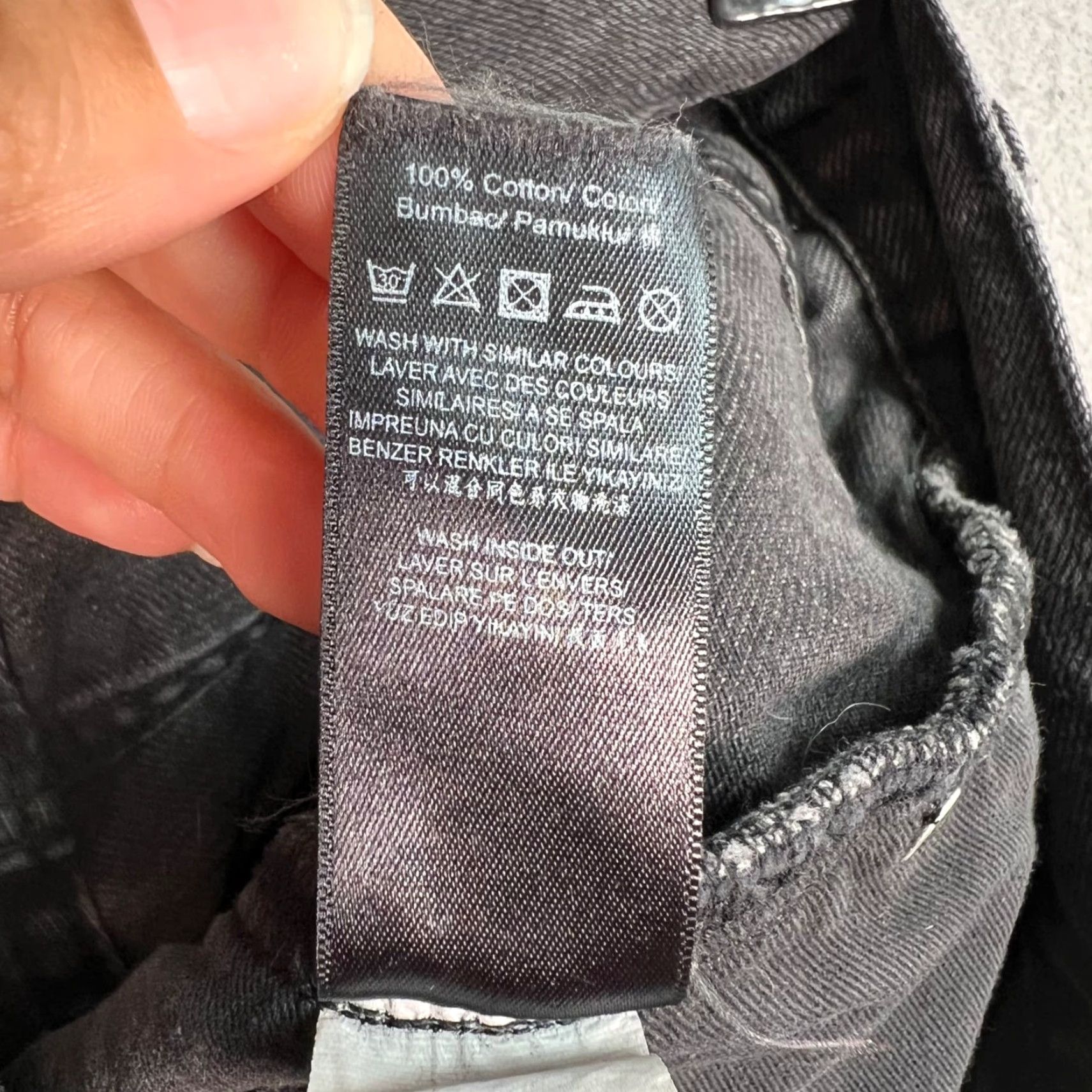 Vintage Mennace Men’s Black Denim Jeans - 30 Straight Leg Adult Size 30 Inseam 25" 5-Pocket Belt loops Regular Fit Vintage: No Size US 30 / EU 46 - 5 Thumbnail