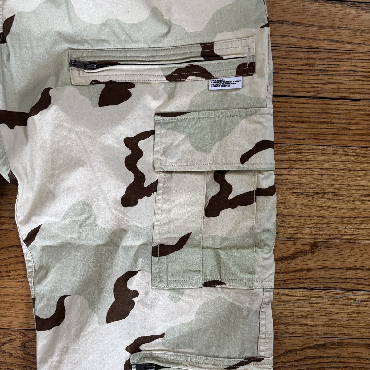 thisisneverthat Thisisneverthat Desert Camo Cargo Pants Size US 34 / EU 50 - 3 Thumbnail