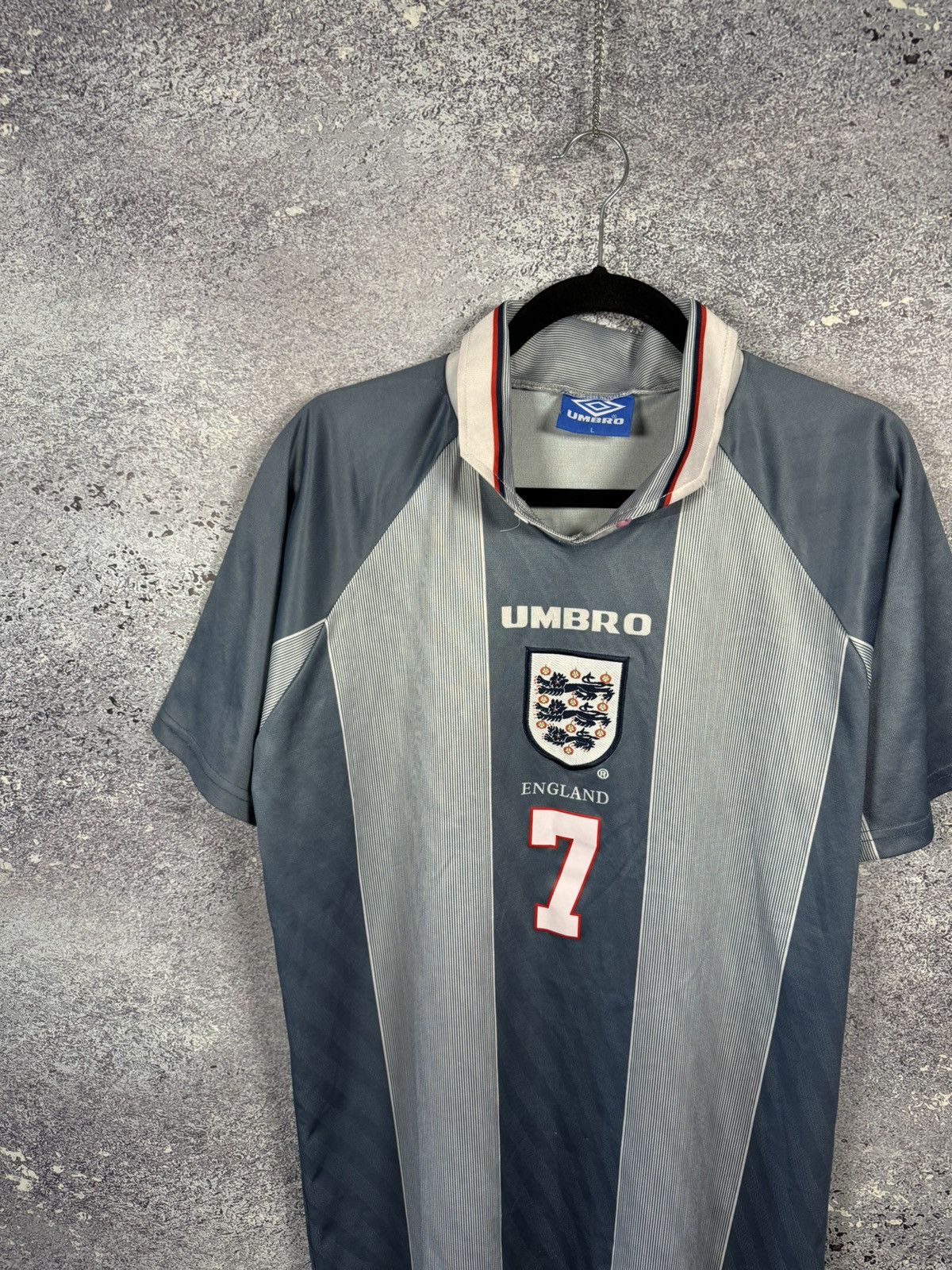 Vintage BECKHAM 90’s England National Team 1996 Umbro Jersey large Size US L / EU 52-54 / 3 - 4 Thumbnail