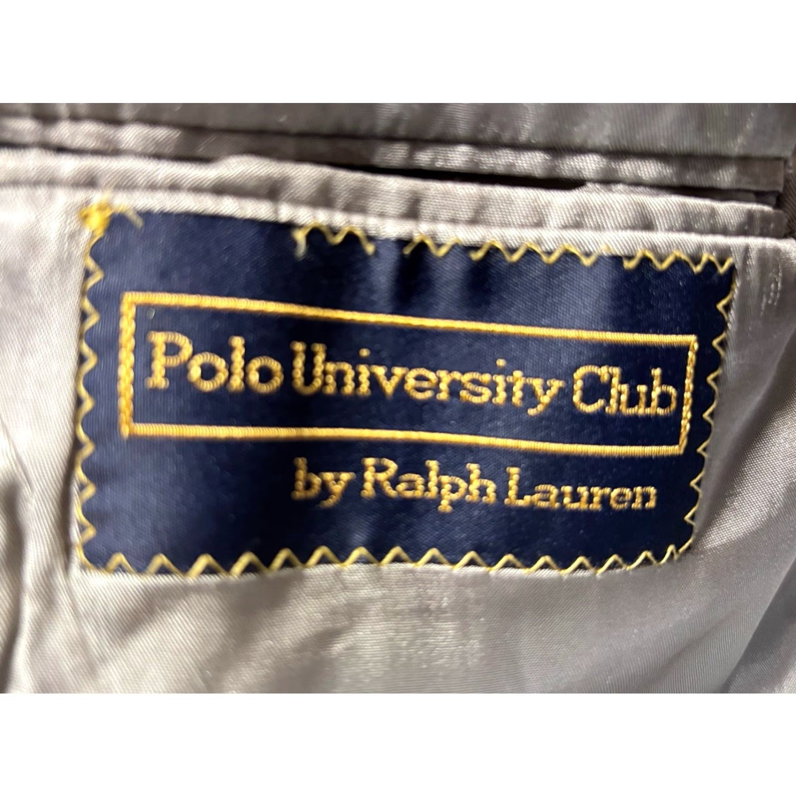 Vintage VINTAGE Ralph Lauren Polo University Blazer Wool Sport Coat Jacket Men’s 44 Navy Solid University Theme 2-Button 32" Regular Large Size US XXL / EU 58 / 5 - 7 Thumbnail