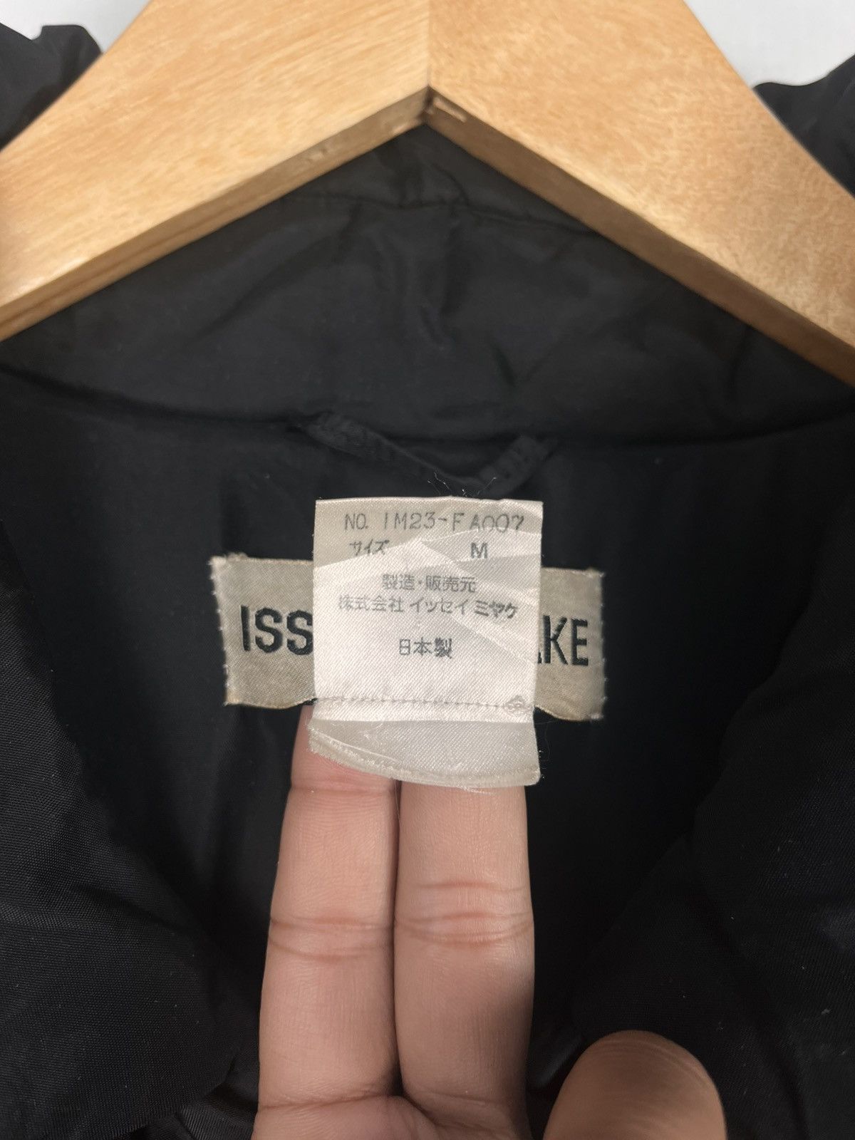 Issey Miyake Issey Miyake Puffer Coat Stripped Size US L / EU 52-54 / 3 - 8 Thumbnail