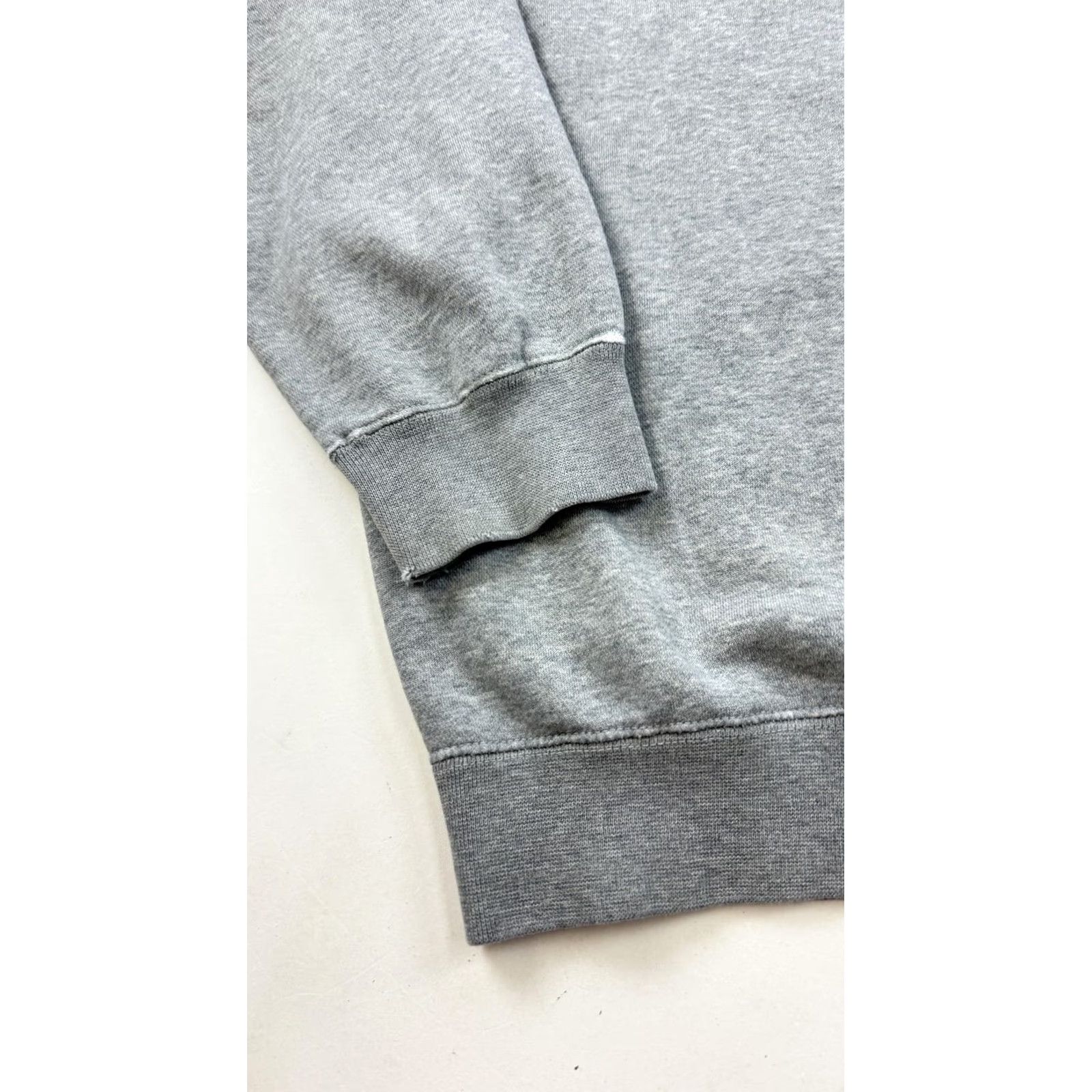 Nike VINTAGE Nike Sweatshirt Mens L Gray Graphic Print Crewneck Pullover Team Nike Swoosh Back Wordmark Front Logo Sports Fleece Size US L / EU 52-54 / 3 - 2 Thumbnail