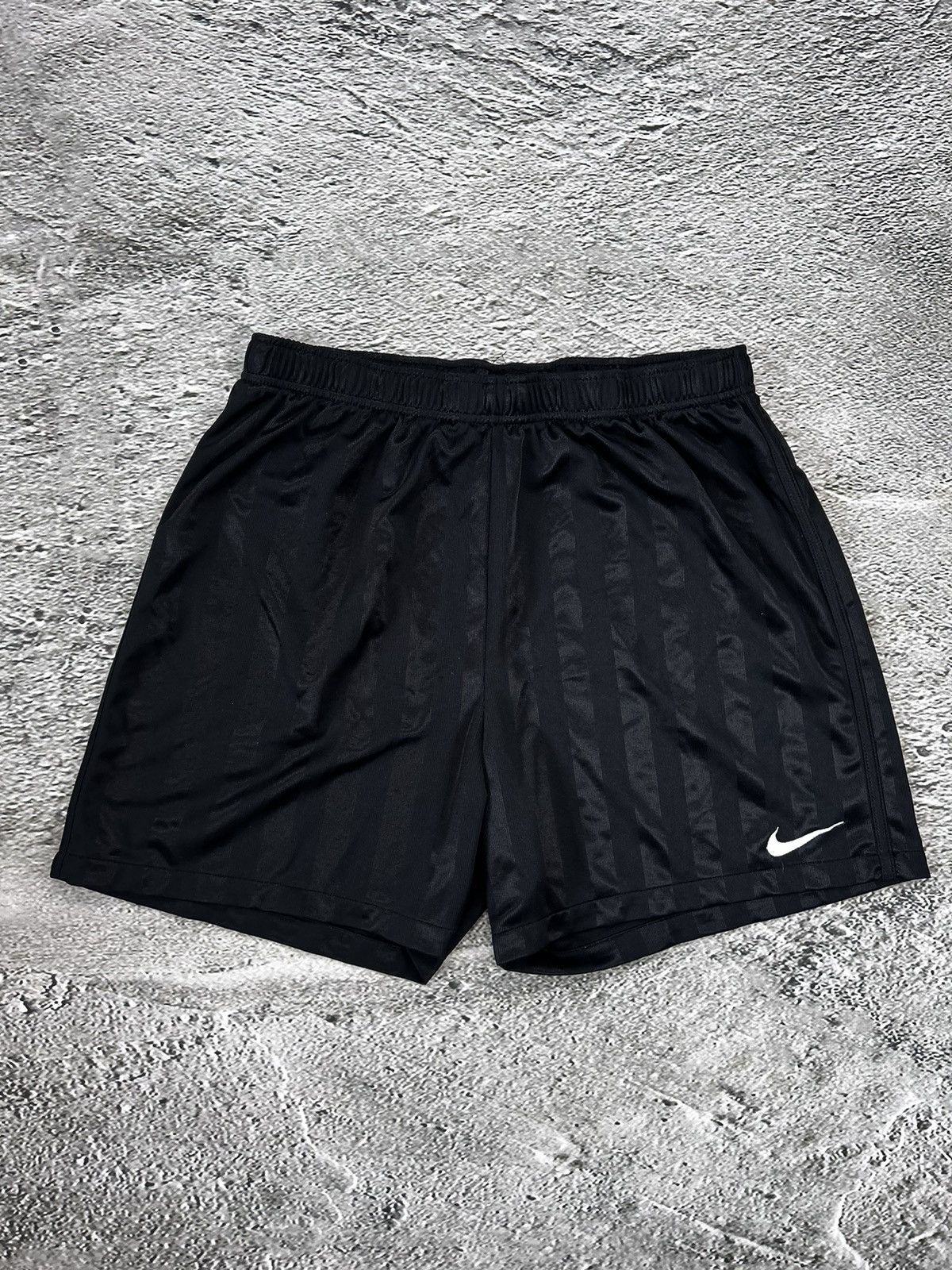 Nike × Vintage Nike vintage black shorts small swoosh 2000s Size US 32 / EU 48 - 1 Thumbnail