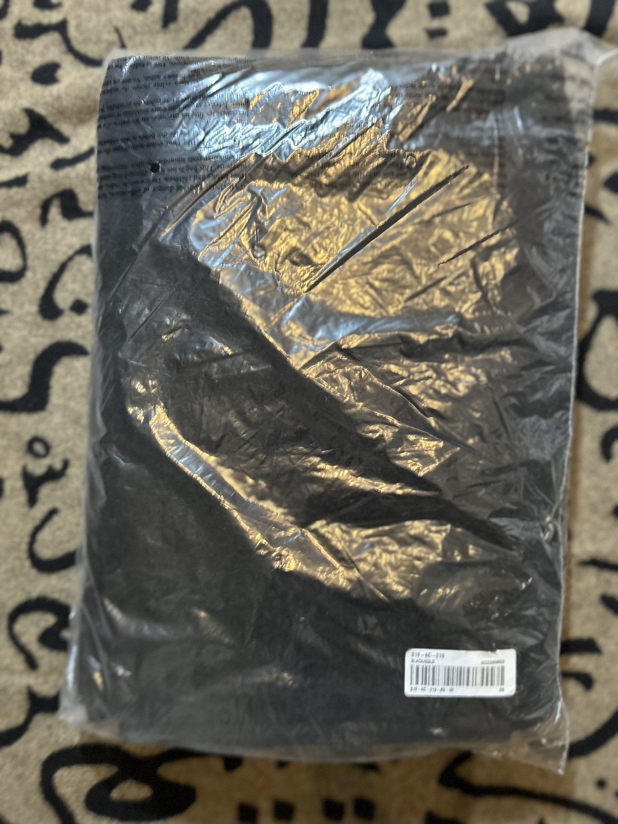 October's Very Own 2019 Og Owl Towel Size ONE SIZE - 2 Thumbnail