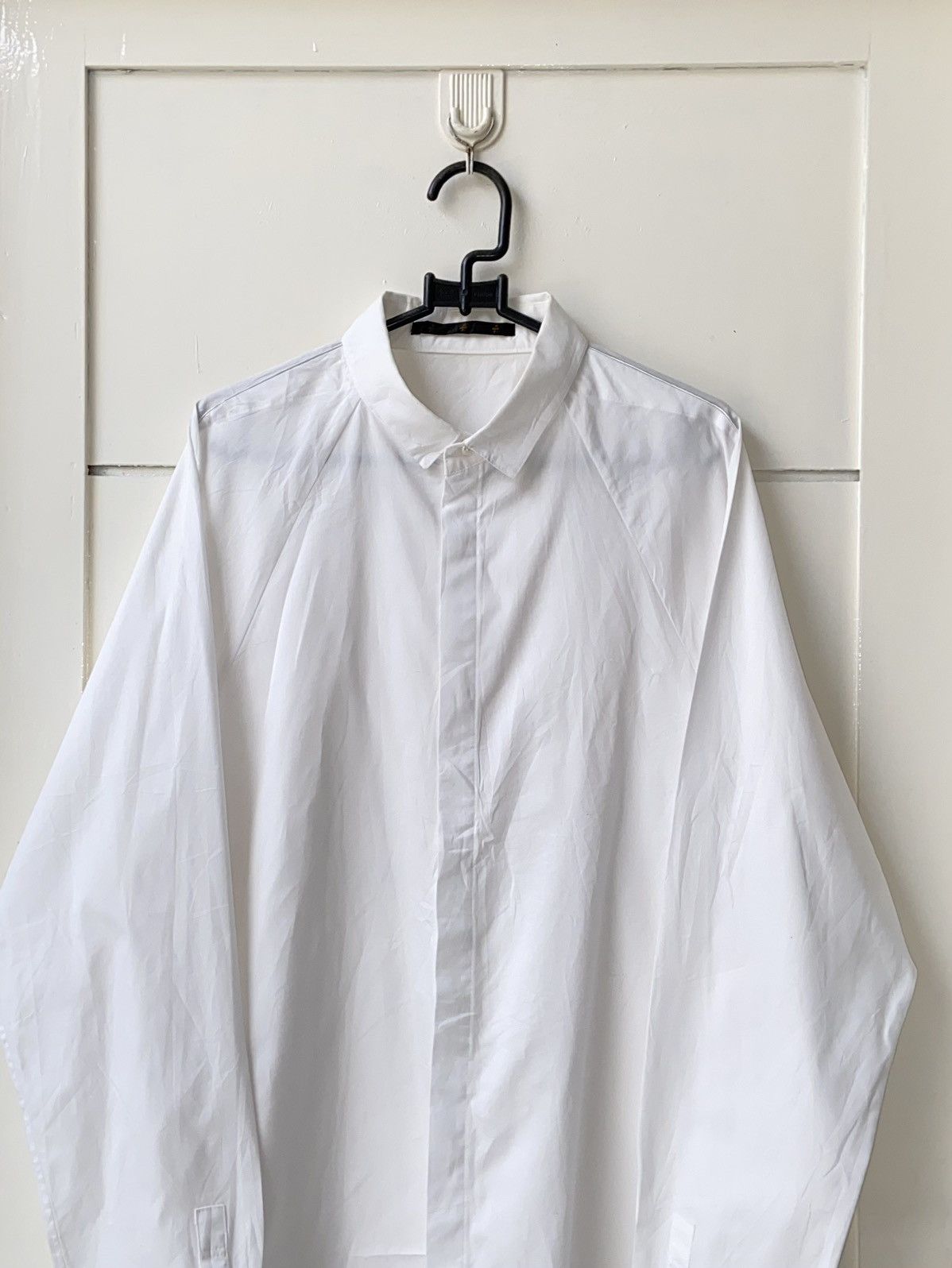 Ato Matsumoto × ato Aatoo Modeled By Chika Aoyama White Shirt Size US S / EU 44-46 / 1 - 2 Thumbnail