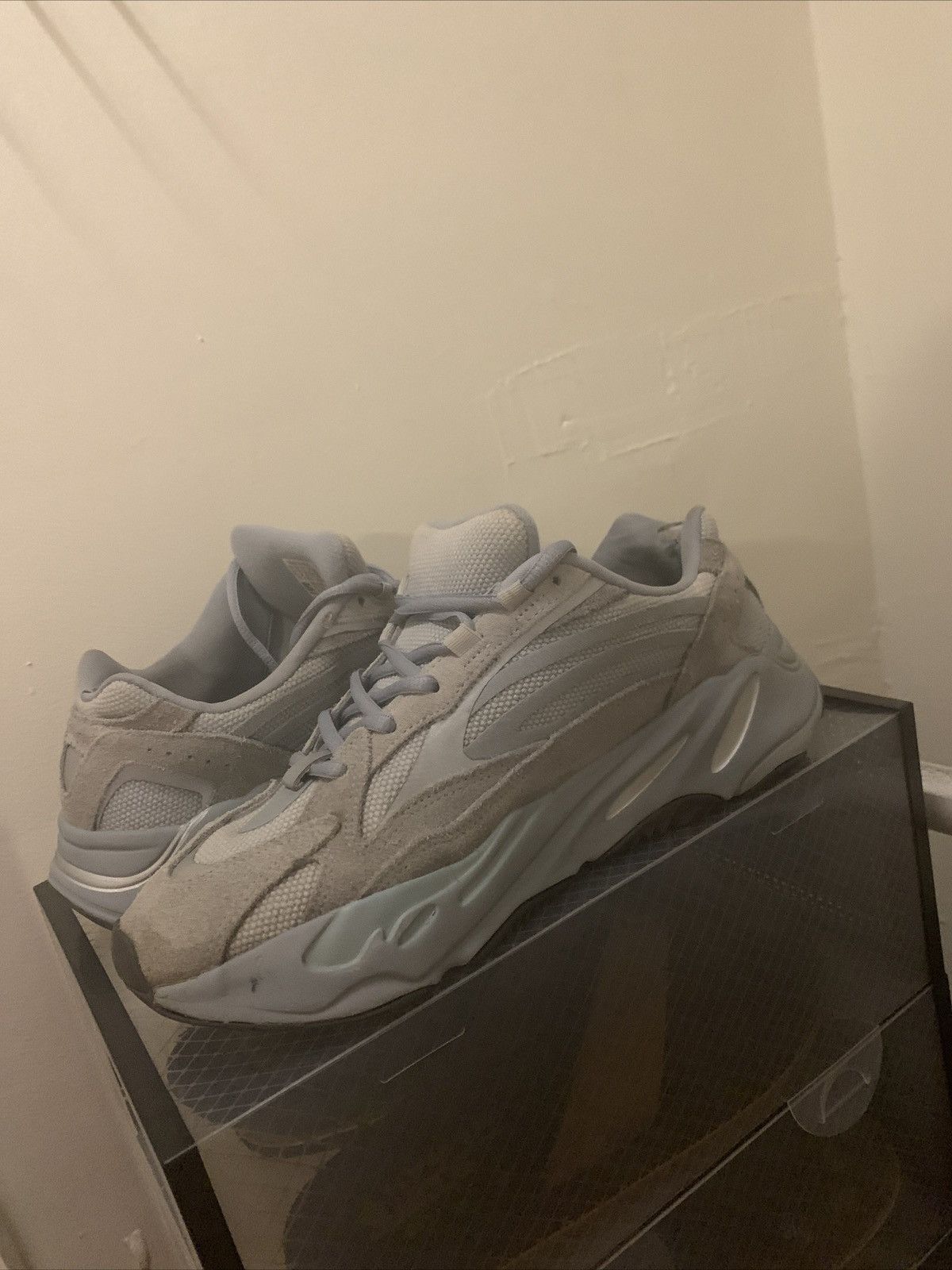 Adidas × Yeezy Yeezy 700 V2 Hospital Blue Size US 9.5 / EU 42-43 - 3 Thumbnail
