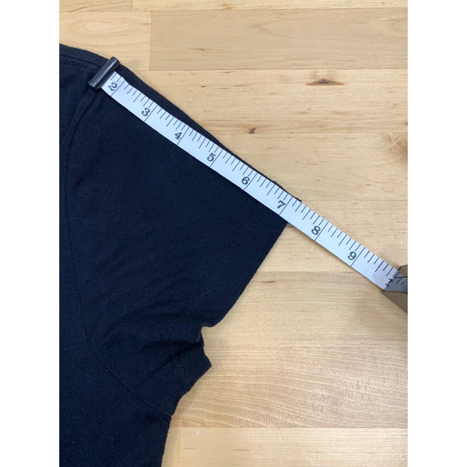 Forever 21 XXI Womens Made In The 90's Black Short Sleeve T-shirt M FOREVER 21 T-Shirt 90s Womens Black Short Sleeve V-Neck Wellness? Size M / US 6-8 / IT 42-44 - 7 Thumbnail