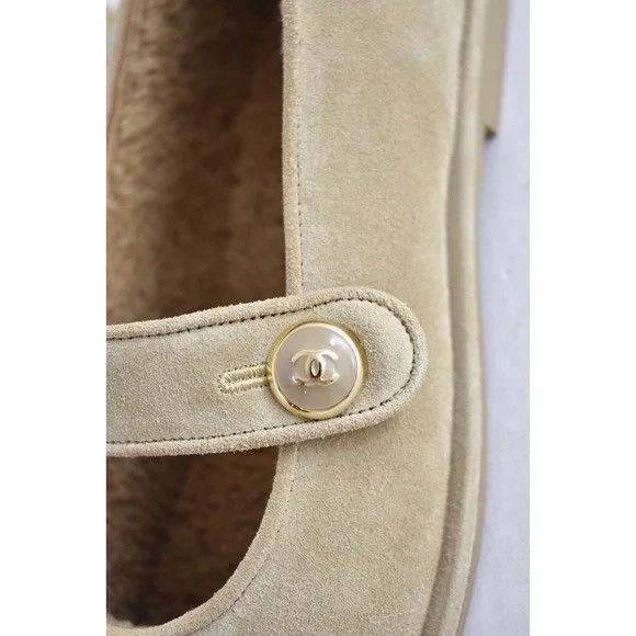 Chanel os11x0426 Shearling Fur Mary Jane Moccasin Loafers in Tan Size US 11 / IT 41 - 6 Thumbnail