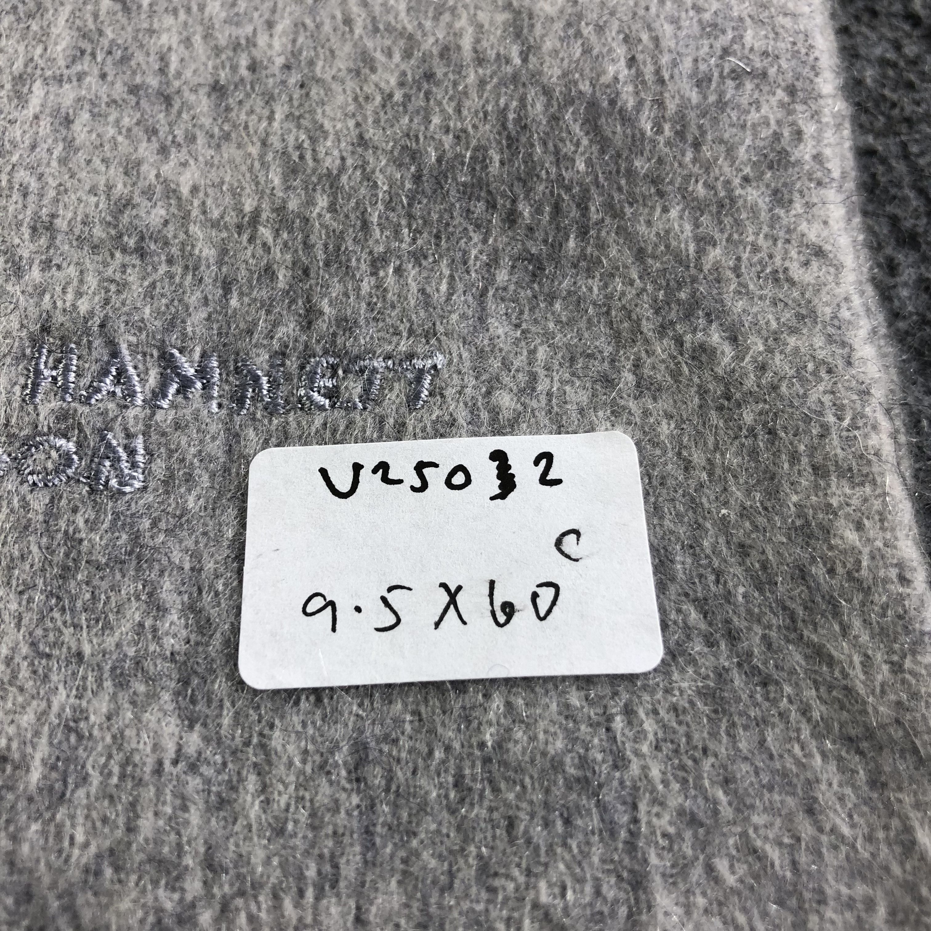 Katharine Hamnett London Katharine Hamnett London Cashmere Scarf Muffler V2502 Size ONE SIZE - 5 Thumbnail