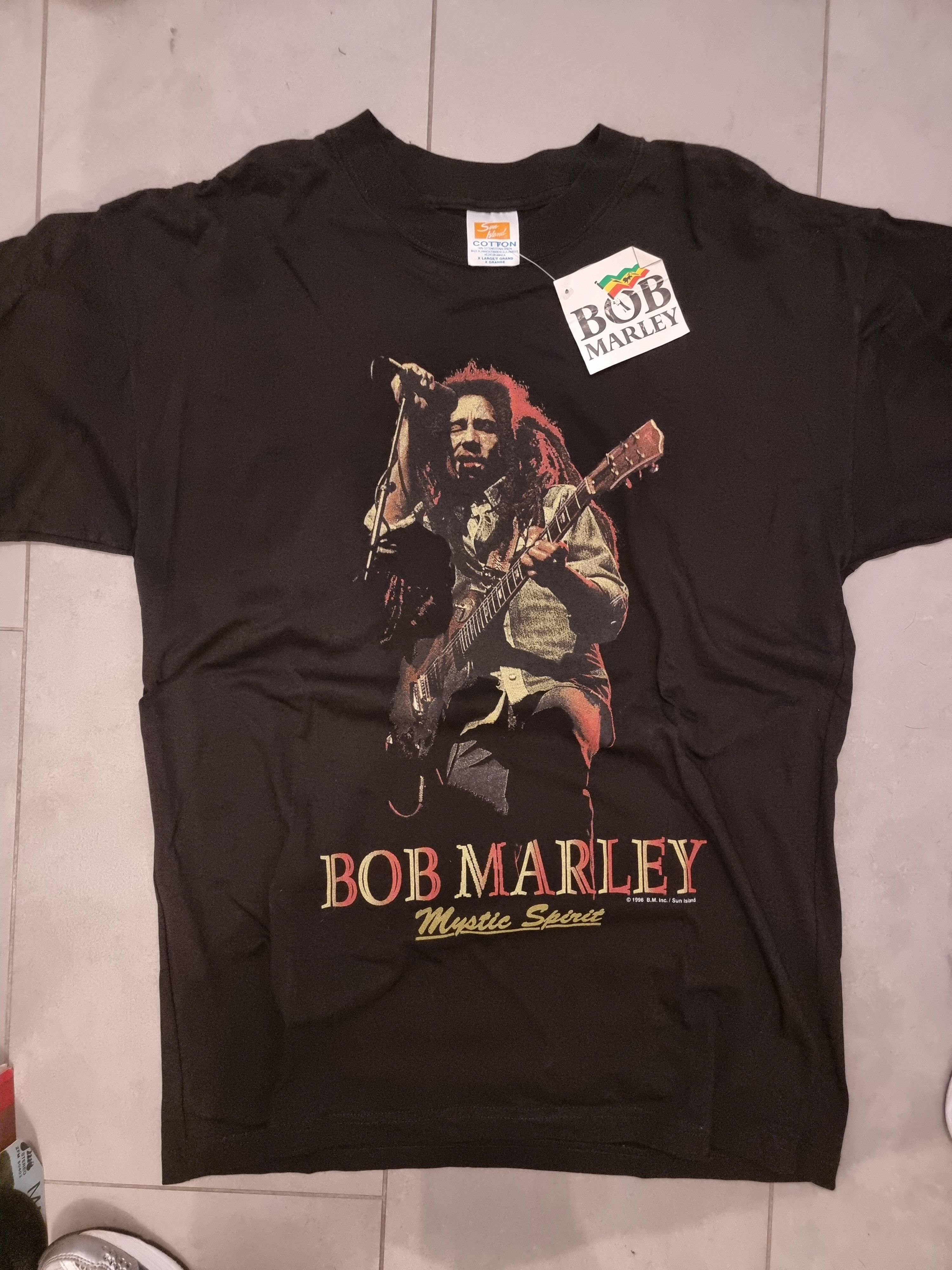 image of Bob Marley Vintage T XL Made In Jamaica 90's in Black, Men's