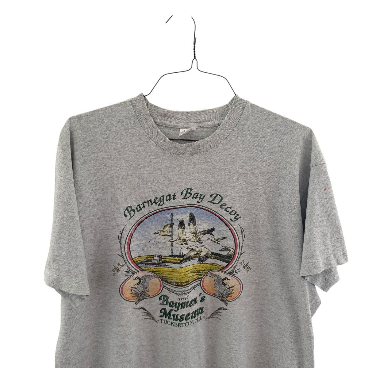 Vintage vintage Barnegat Bay Decoy duck geese graphic t shirt Size US XL / EU 56 / 4 - 1 Thumbnail