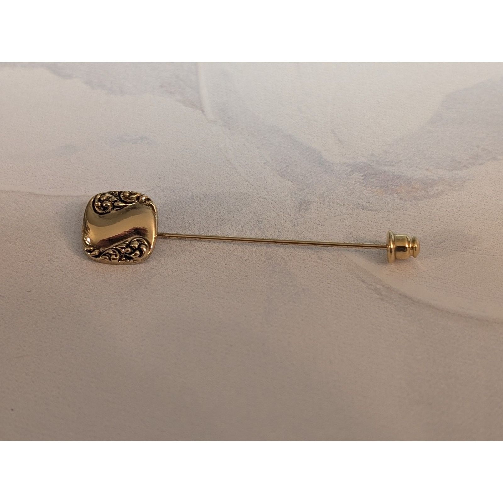 Vintage Pretty VTG 1980s Gold-Tone Square Swirl Pattern Stick Pin 2" Size ONE SIZE - 1 Thumbnail