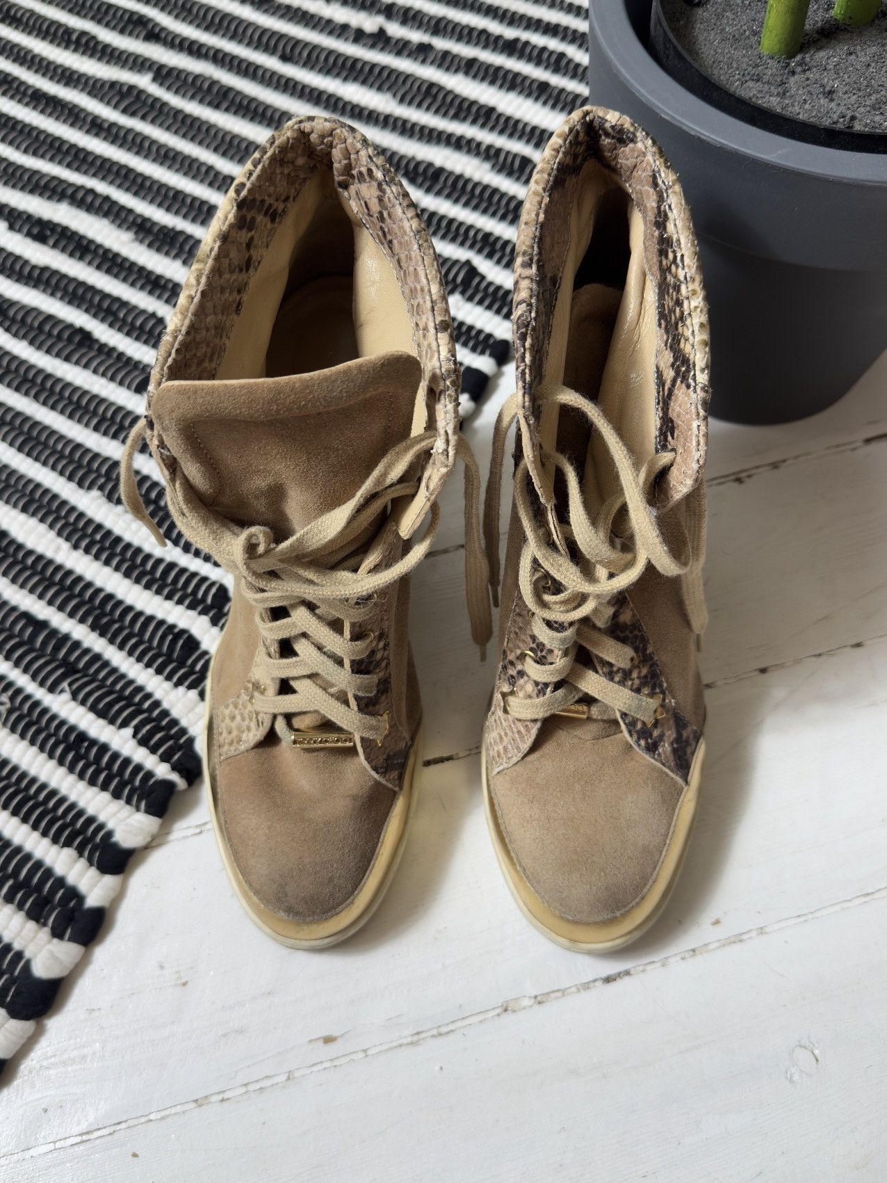 Jimmy Choo VINTAGE JIMMY CHOO BECKETT HIGH PLATFORM SNEAKERS SHOES Size US 10 / IT 40 - 7 Thumbnail