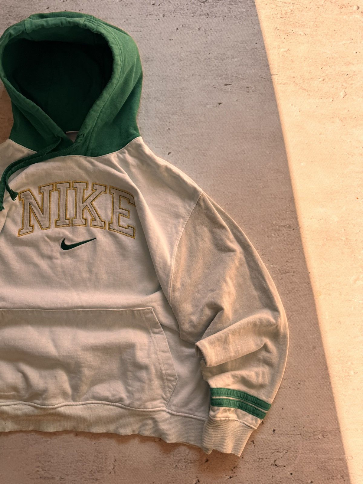 Nike × Vintage NIKE VINTAGE CENTER LOGO OVERSIZE BOXY HOODIE Size US XL / EU 56 / 4 - 3 Thumbnail