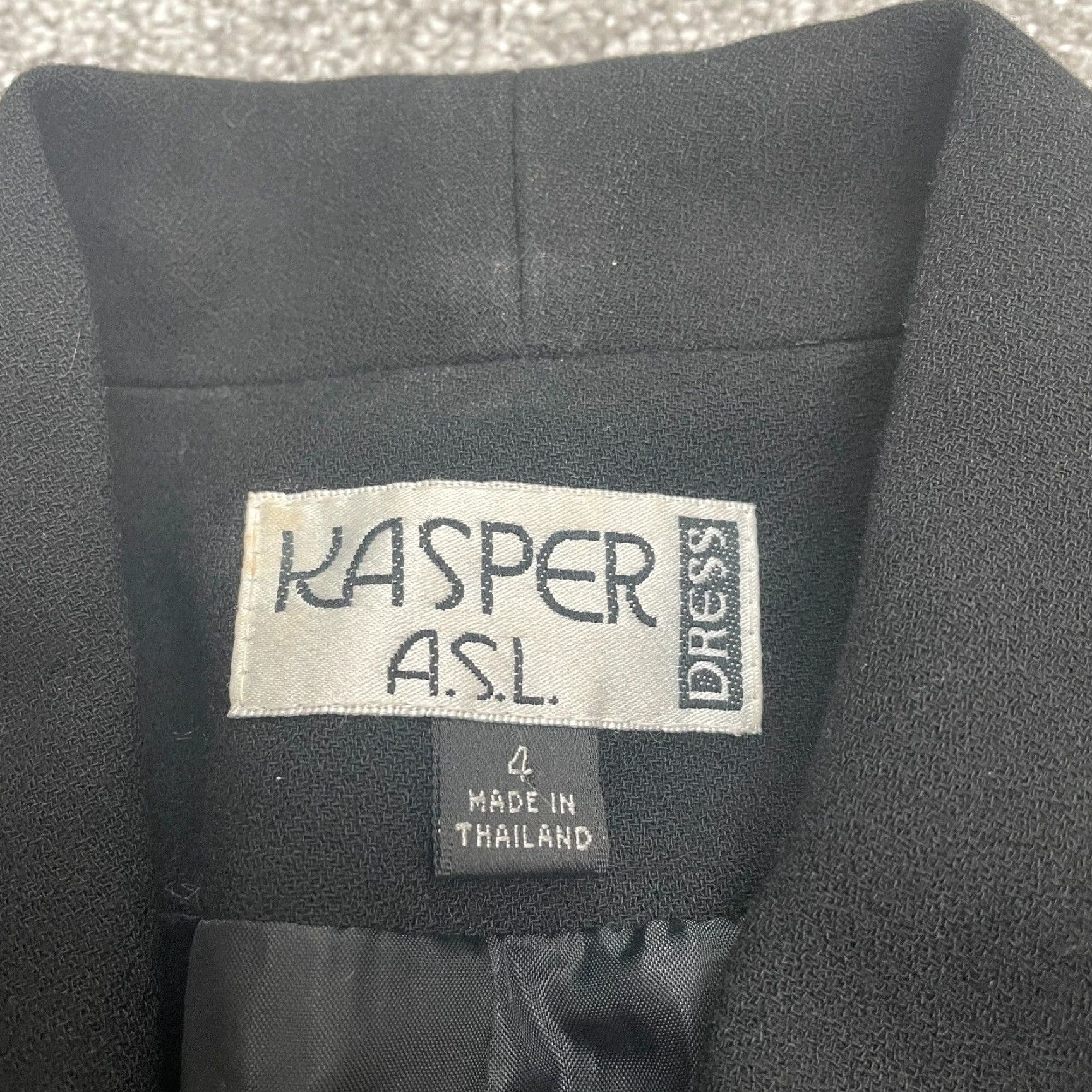Kasper VINTAGE Kasper Blazer Jacket Womens 4 Black Single Breasted 3 Button Lined Work Size S / US 4 / IT 40 - 5 Thumbnail