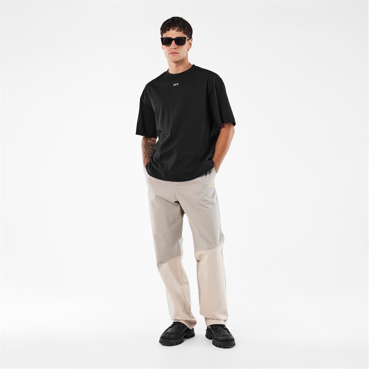 Off-White o1g2r1mq0226 Diags Skate T-Shirt In Black Size US XS / EU 42 / 0 - 6 Thumbnail
