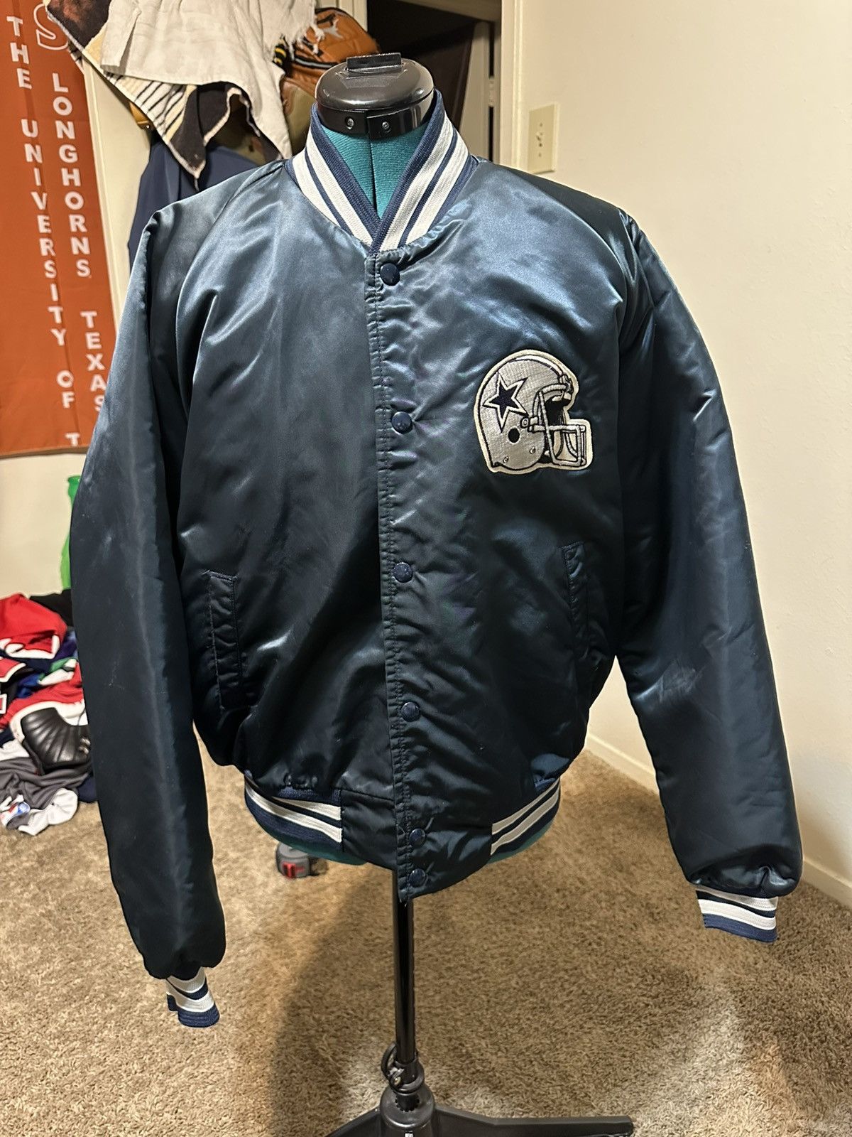 NFL Vintage NFL Chalk Line Dallas Cowboys jacket 80s size Xl Size US XL / EU 56 / 4 - 12 Thumbnail
