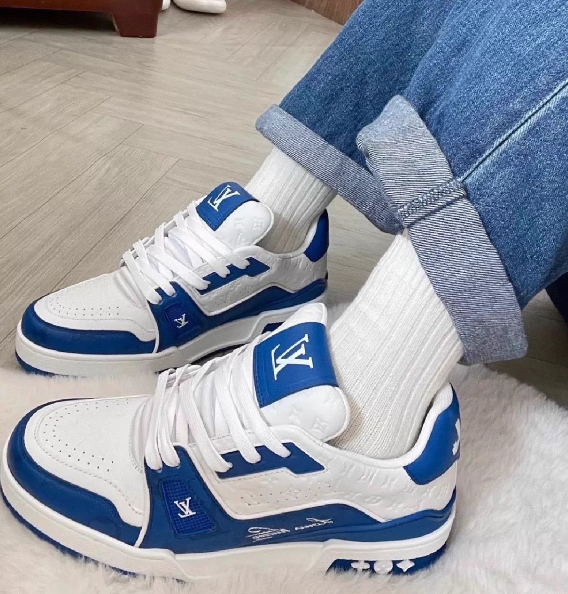 Louis Vuitton LV Trainer Klein Blue & White Sneakers US 7 Size US 7 / IT 37 - 7 Thumbnail