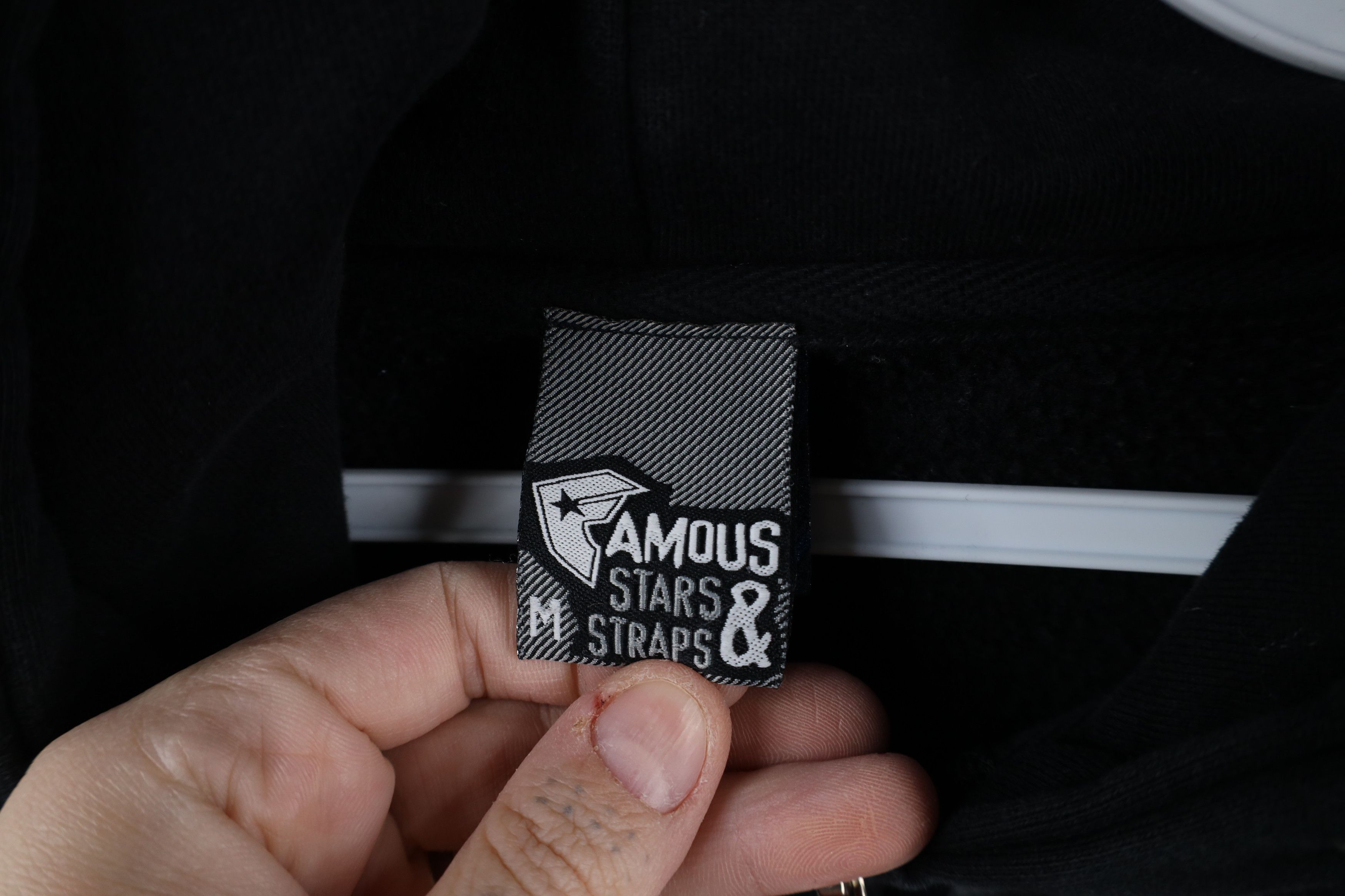 Famous Stars And Straps × Vintage Vintage Famous Stars and Straps Skull Rose Full Zip Hoodie Size US M / EU 48-50 / 2 - 8 Thumbnail