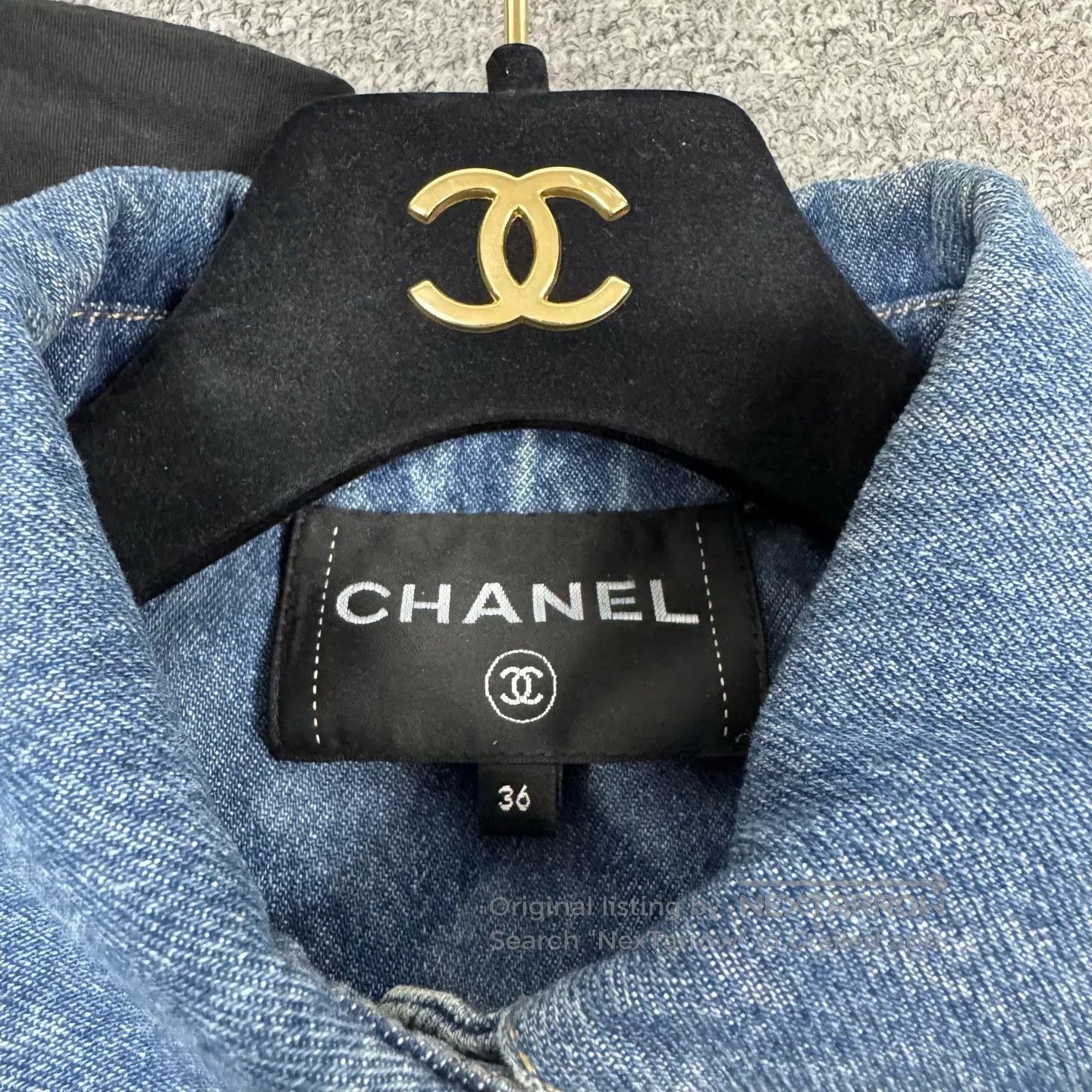Chanel Chanel Short denim jacket with blue diamond-patterned patc Size M / US 6-8 / IT 42-44 - 4 Thumbnail