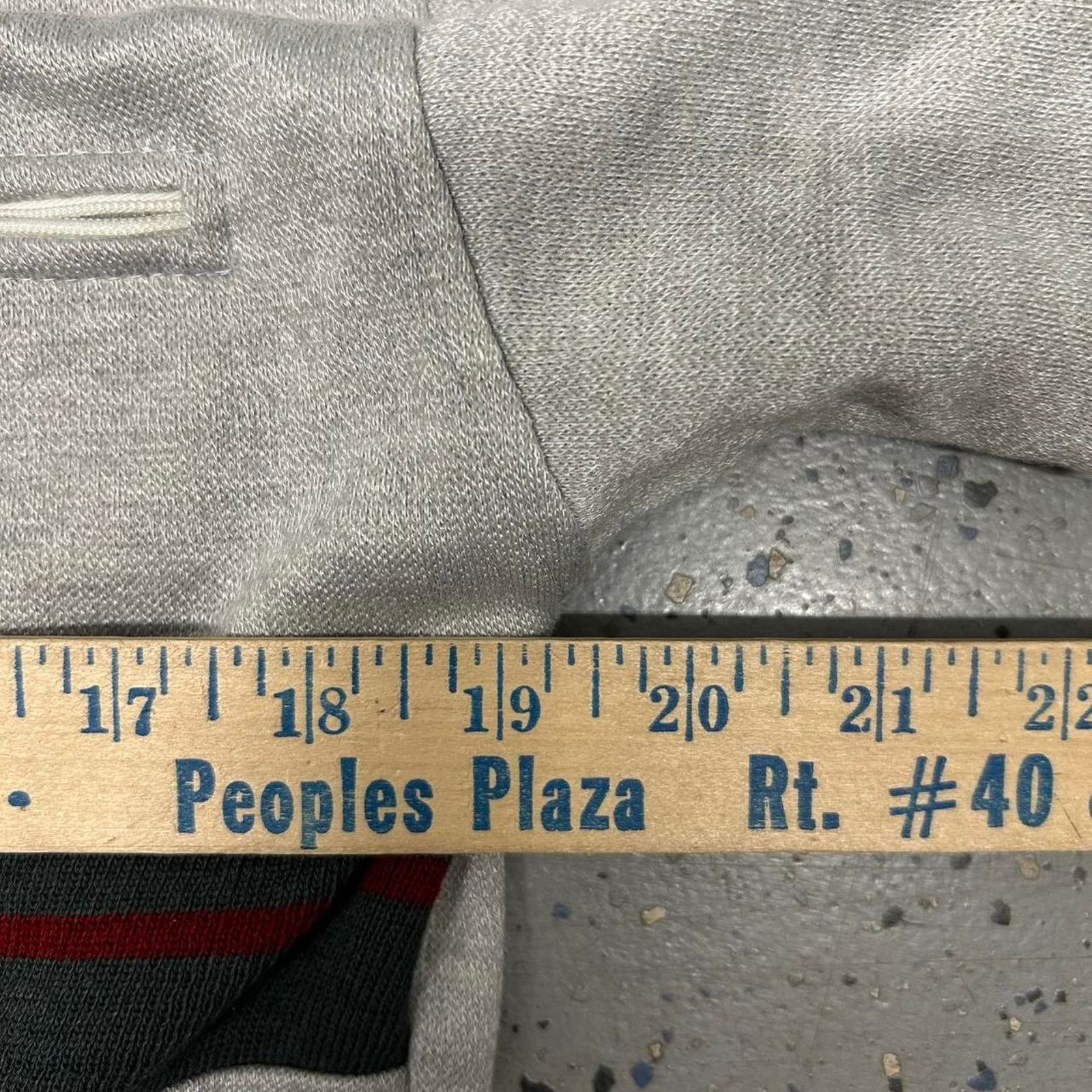 Other VTG Grey and black 80s crewneck sweatshirt Size US M / EU 48-50 / 2 - 4 Thumbnail