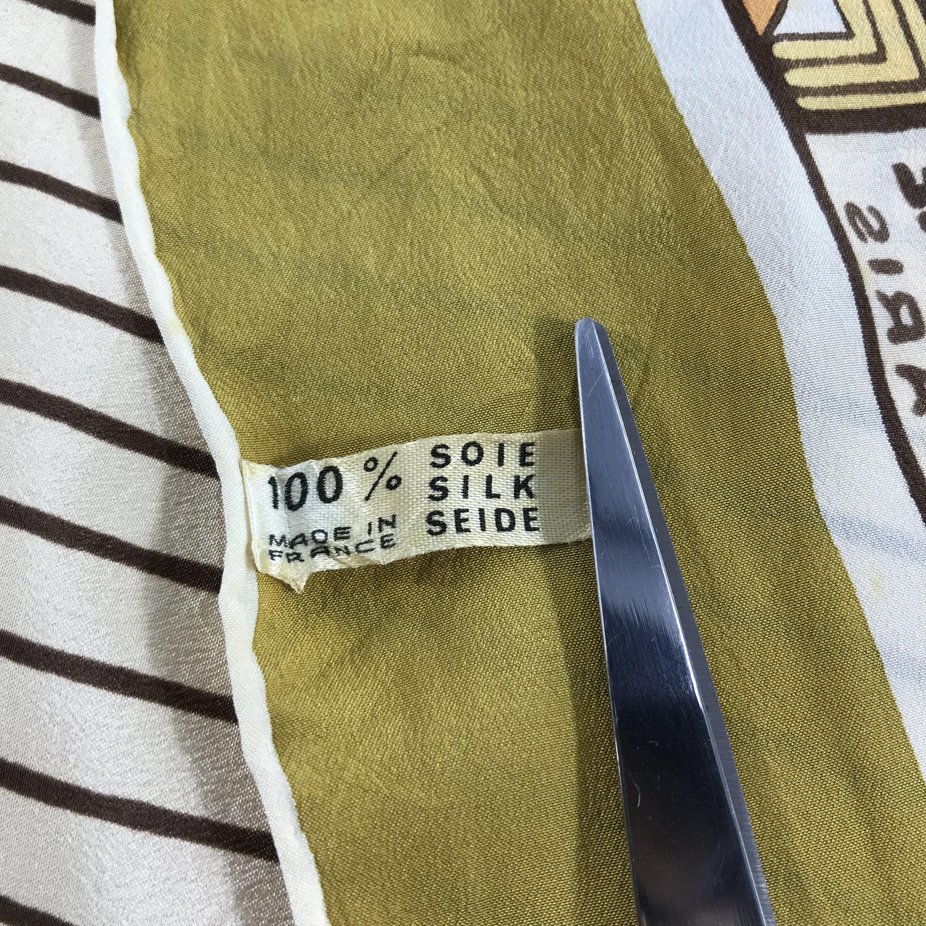 Guy Laroche Vintage Guy Laroche Silk Scarf Size ONE SIZE - 6 Thumbnail