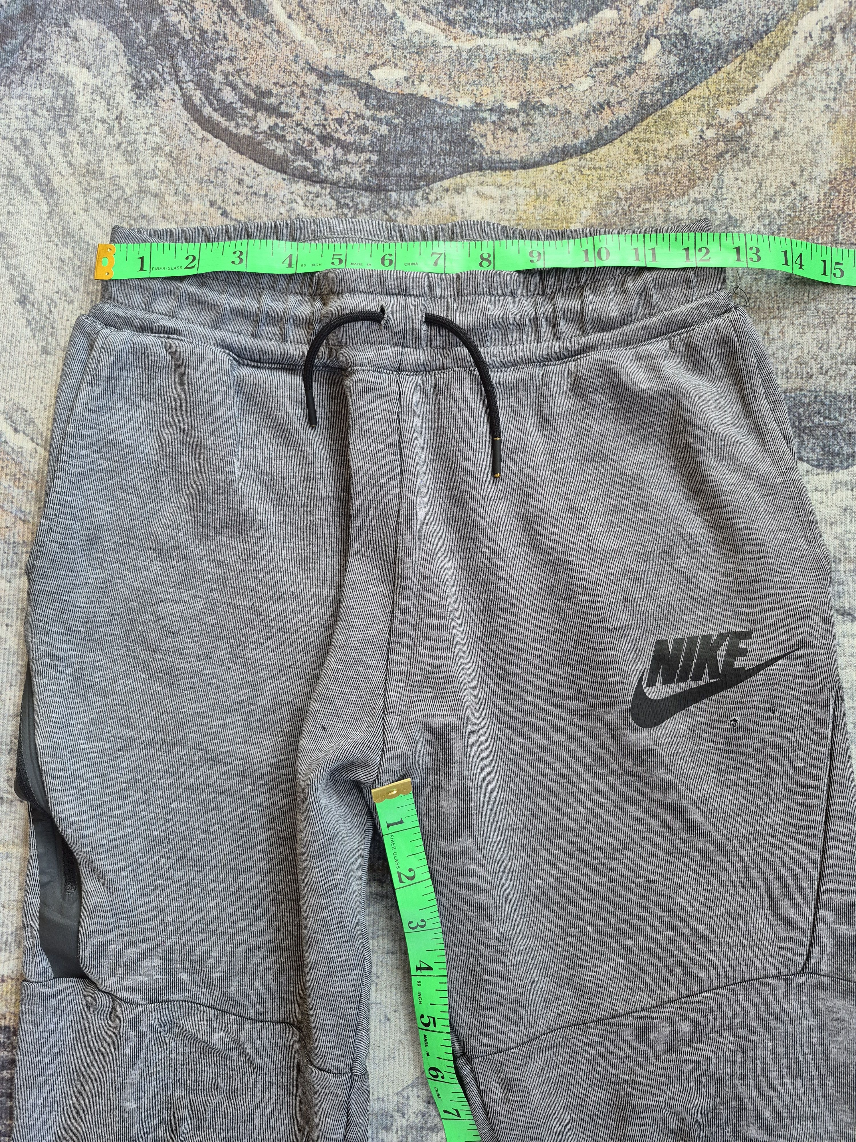 Nike 🔥 Nike Track Pants Youth Size Size US 26 / EU 42 - 11 Thumbnail