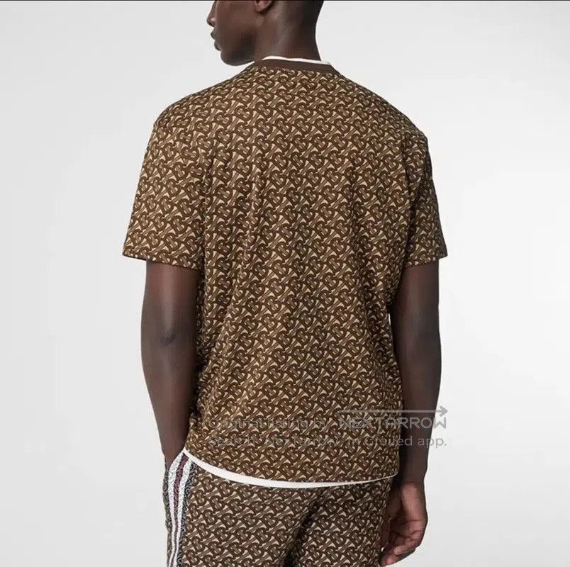 Burberry Burberry Color. Size US S / EU 44-46 / 1 - 9 Thumbnail