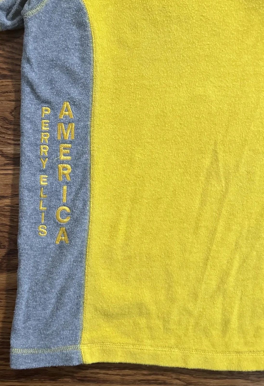 Perry Ellis Vintage Perry Ellis America Yellow / Grey Velour Top XL Size US XL / EU 56 / 4 - 2 Thumbnail
