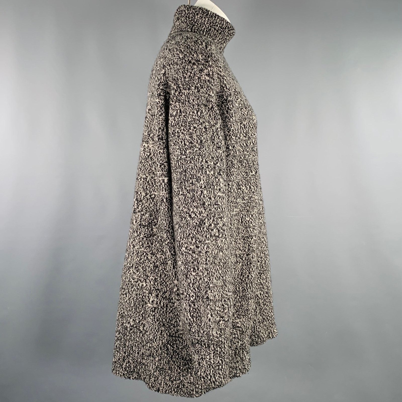 CO CO Size M Black White Cashmere Knit Turtleneck Sweater Size M / US 6-8 / IT 42-44 - 2 Thumbnail