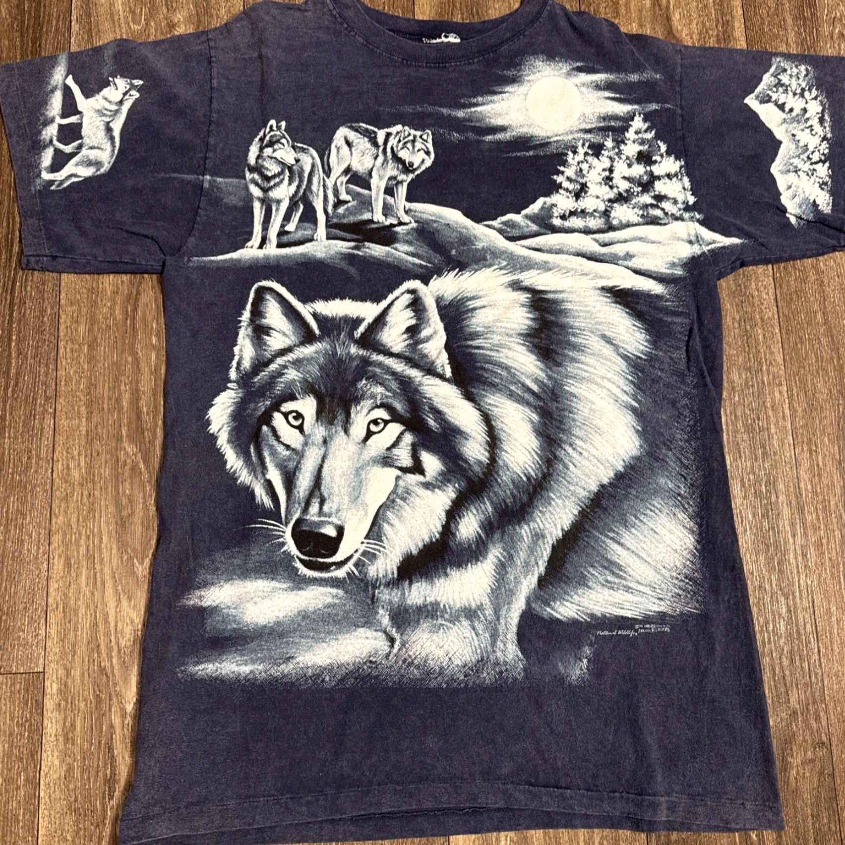 Vintage VINTAGE 1994 Wolf Husky Nature All Over Print T-Shirt L Mens Black Size US L / EU 52-54 / 3 - 4 Thumbnail