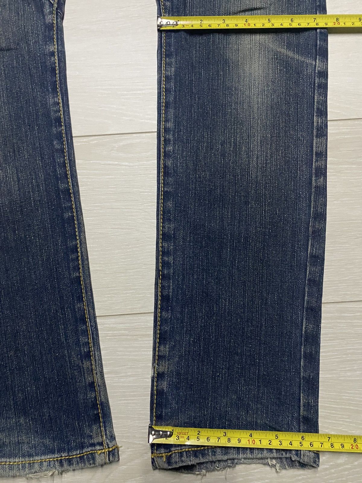 Japanese Brand Vintage Japanese Brand Mud Wash Curve Leg Slim Jeans Size US 33 - 12 Thumbnail