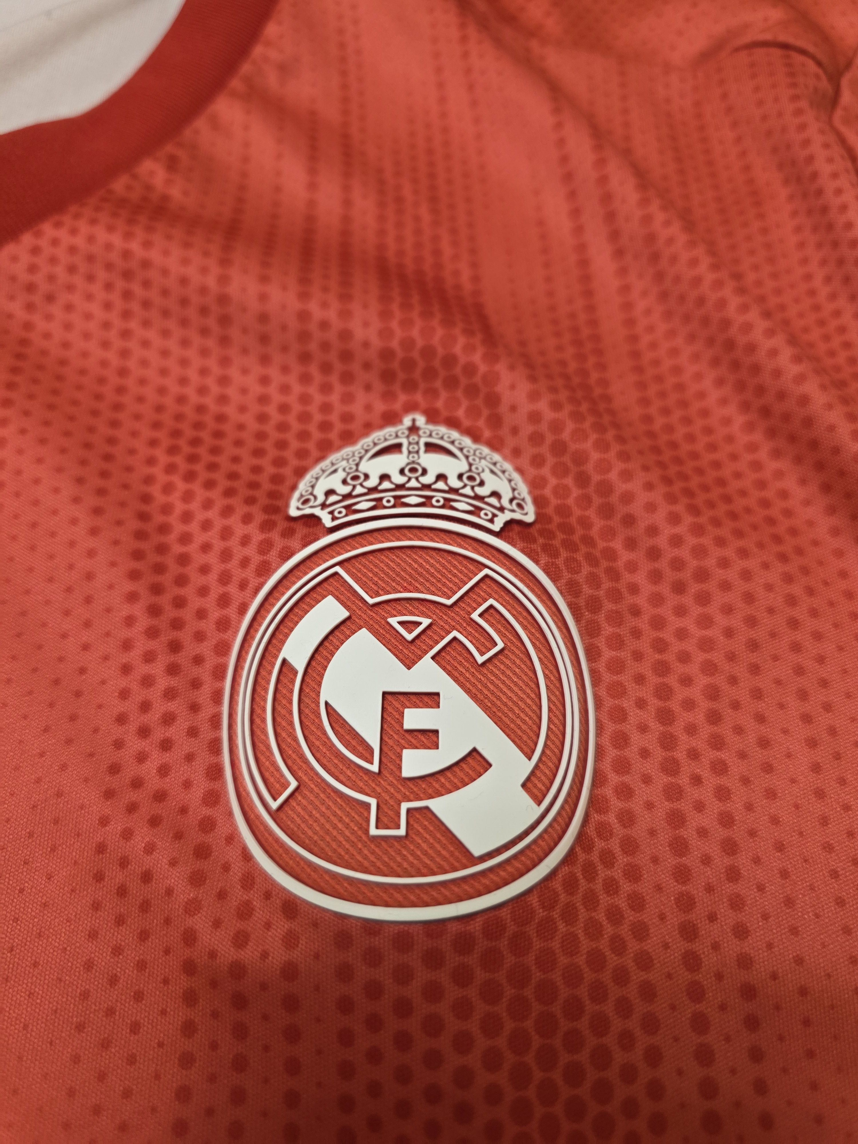 Adidas REAL MADRID 2020 2021 AWAY FOOTBALL SHIRT SOCCER JERSEY Size US L / EU 52-54 / 3 - 4 Thumbnail