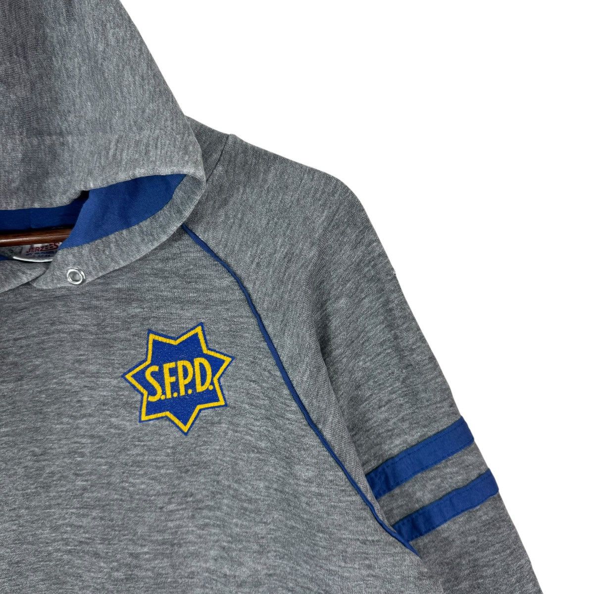 Vintage VINTAGE SAN FRANCISCO POLICE DEPARTMENT HOODIE SWEATER Size US L / EU 52-54 / 3 - 4 Thumbnail