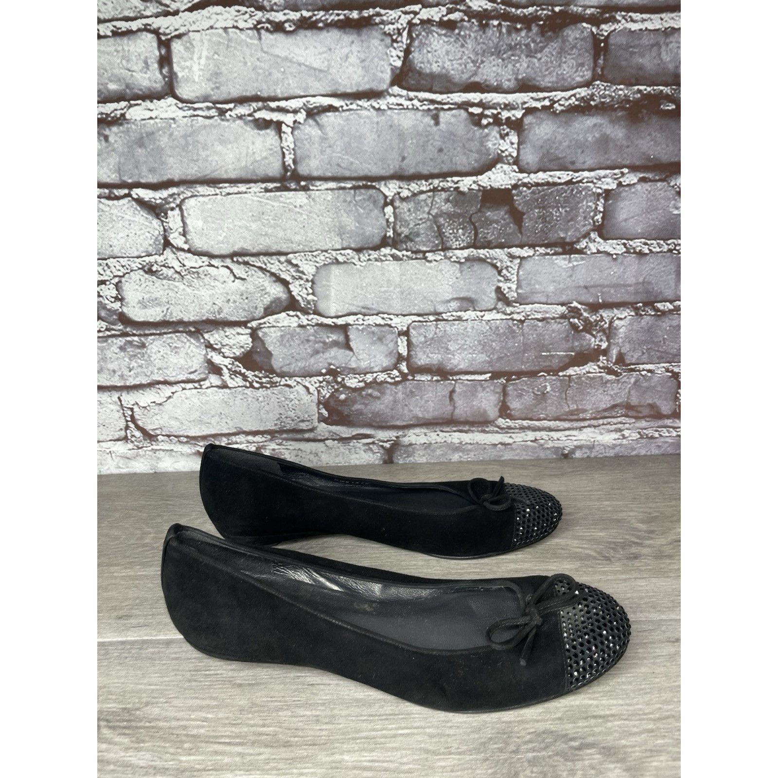 Stuart Weitzman Stuart Weitzman Black Suede Rhinestones Bow Ballet Flats Wom Size US 7.5 / IT 37.5 - 20 Thumbnail