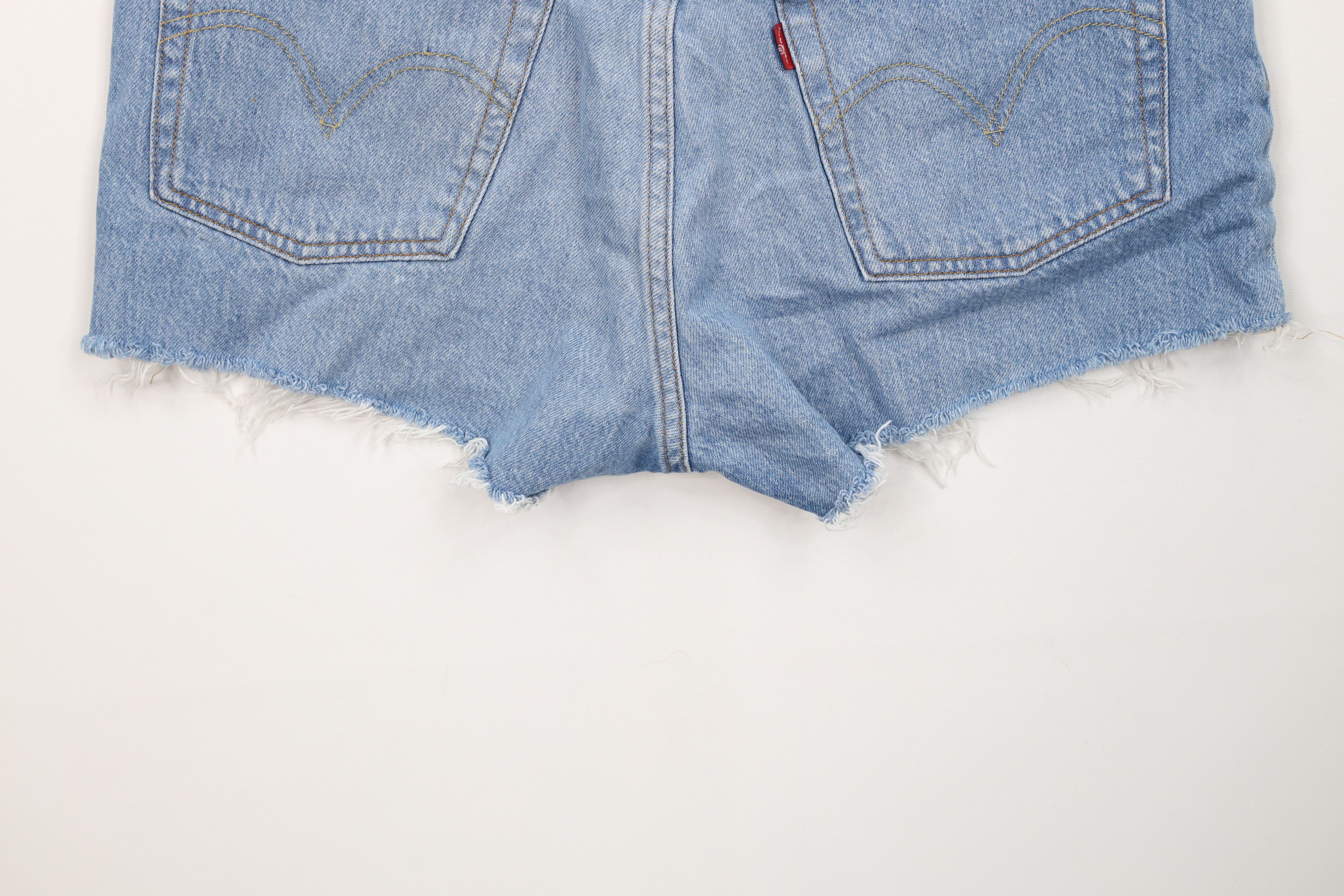 Levi's Vintage Y2K Levis 501xx Button Fly Cut Off Denim Jean Shorts Size 30" / US 8 / IT 44 - 10 Thumbnail