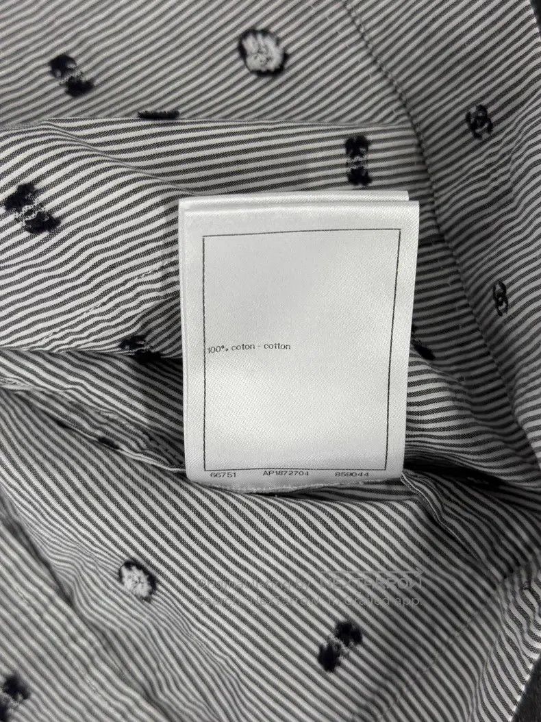 Chanel Chanel Black and white striped embroidered logo short-slee Size XS / US 0-2 / IT 36-38 - 7 Thumbnail