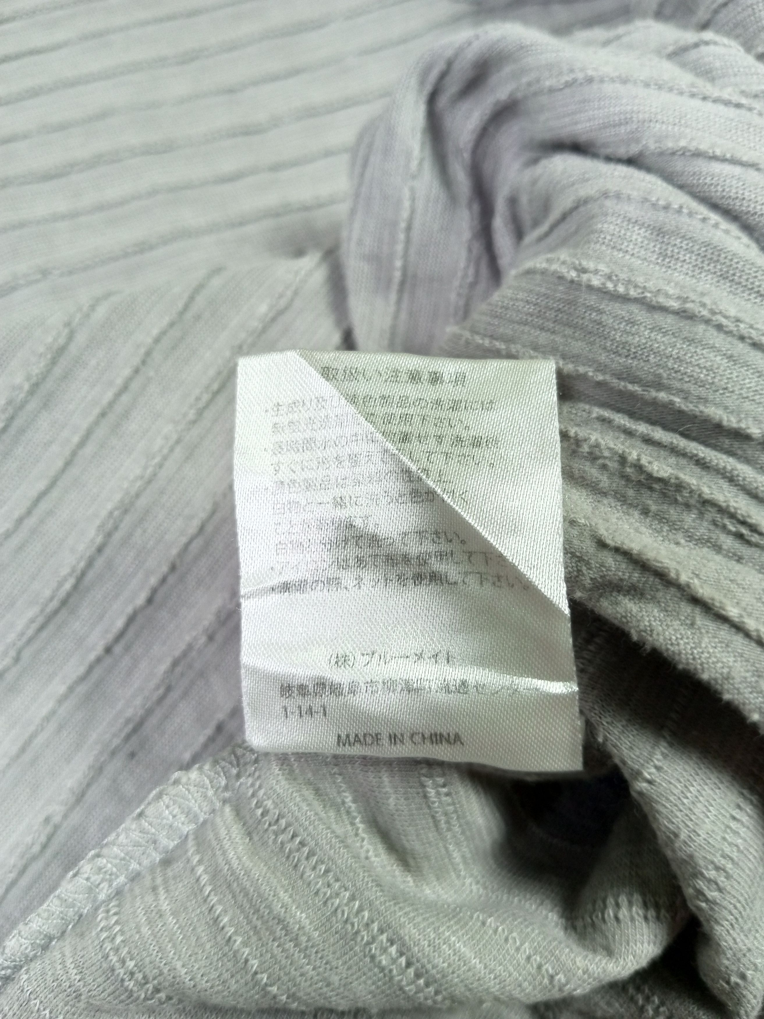 Japanese Brand × Kansai Yamamoto Kansai Yamamoto Short Sleeve v neck t-shirt Size US XL / EU 56 / 4 - 6 Thumbnail