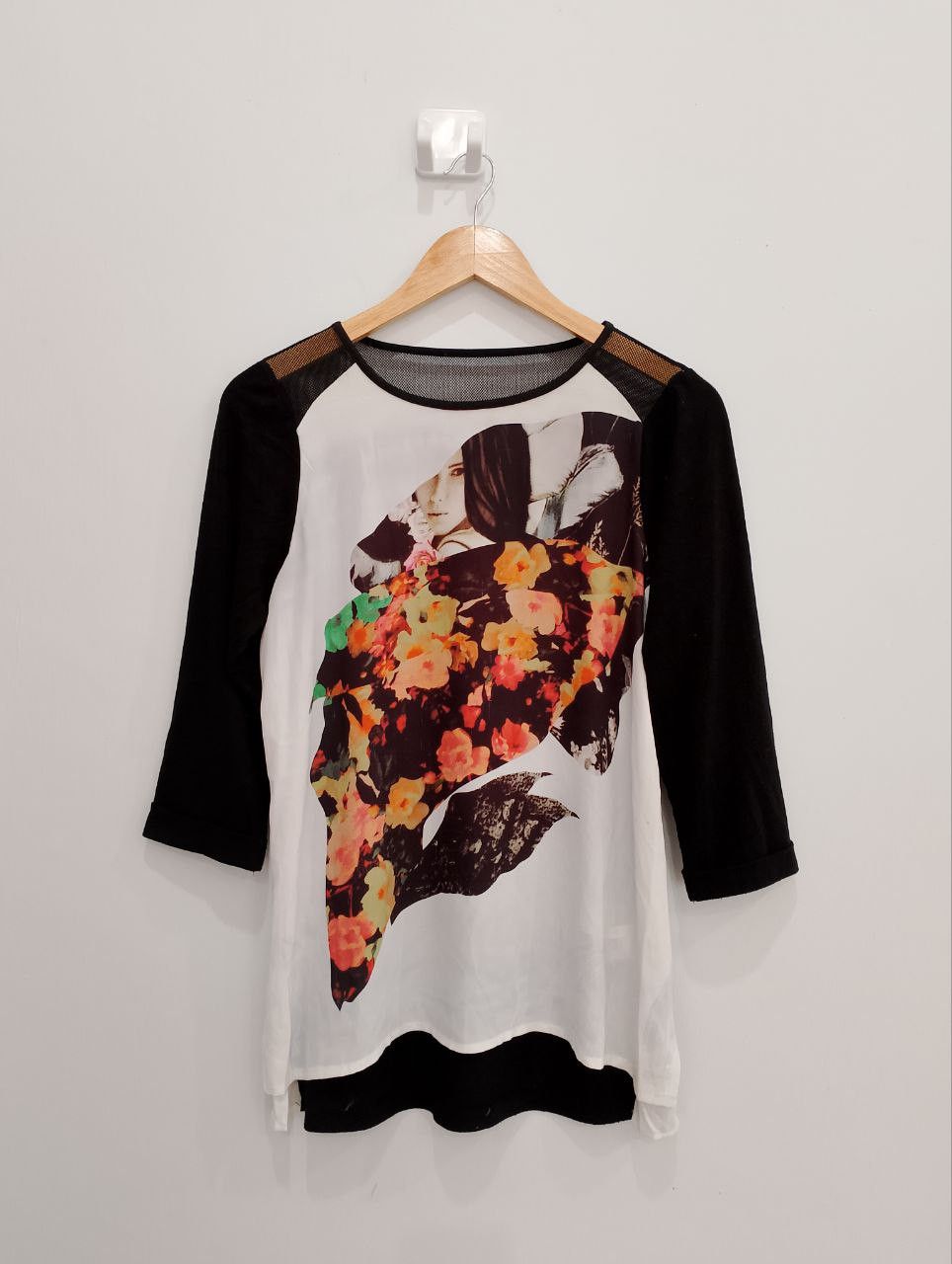 Hysteric Glamour SI STYLE INNERVE Flower Abstract Art Graphic l/s Tee Size M / US 6-8 / IT 42-44 - 1 Thumbnail