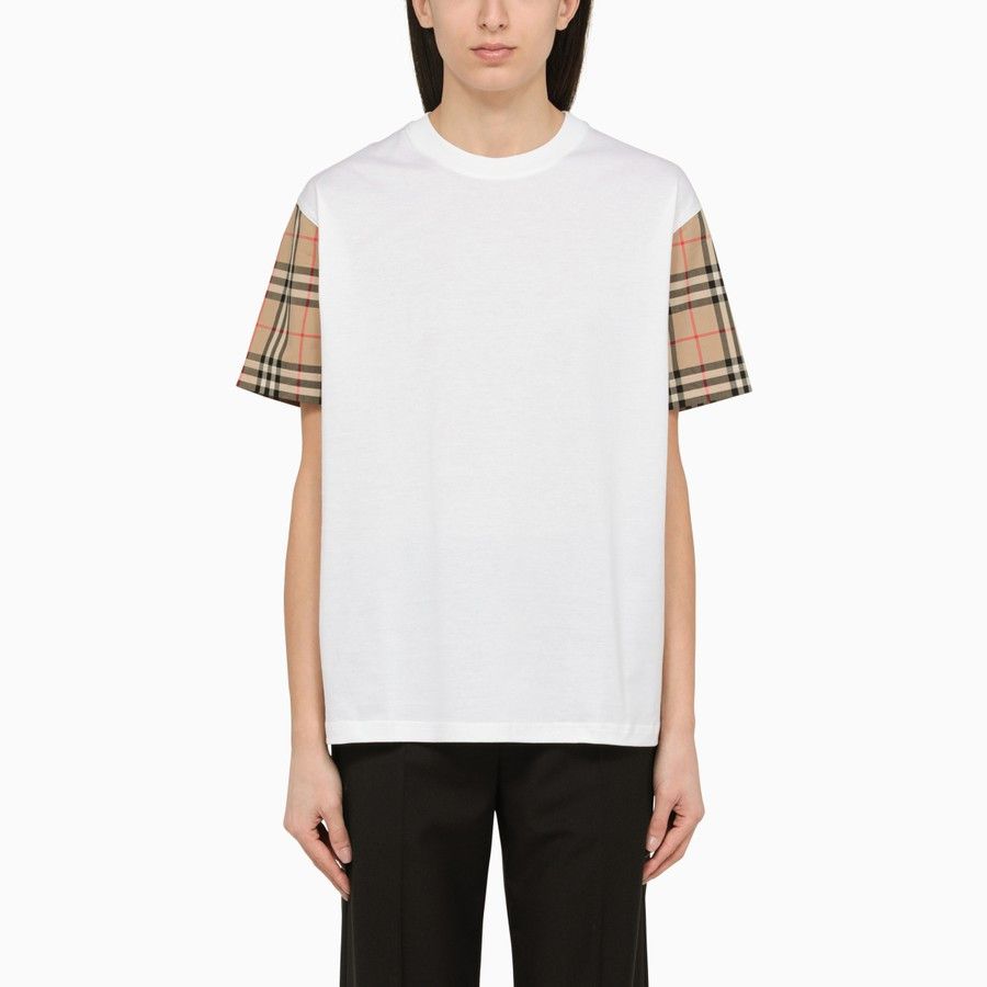 image of Burberry O1D2Blof0224 T-Shirt In White, Women's (Size XL)
