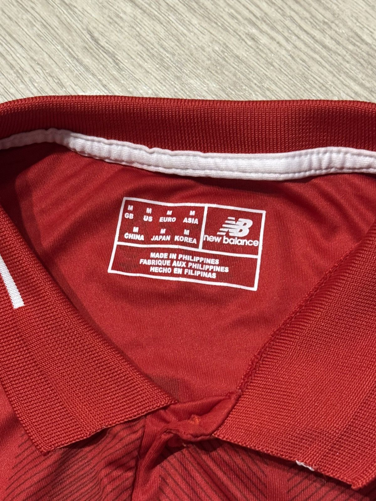 New Balance 🔷New Balance Liverpool 2018/19 Salah #11 Soccer jersey🔷 Size US M / EU 48-50 / 2 - 6 Thumbnail