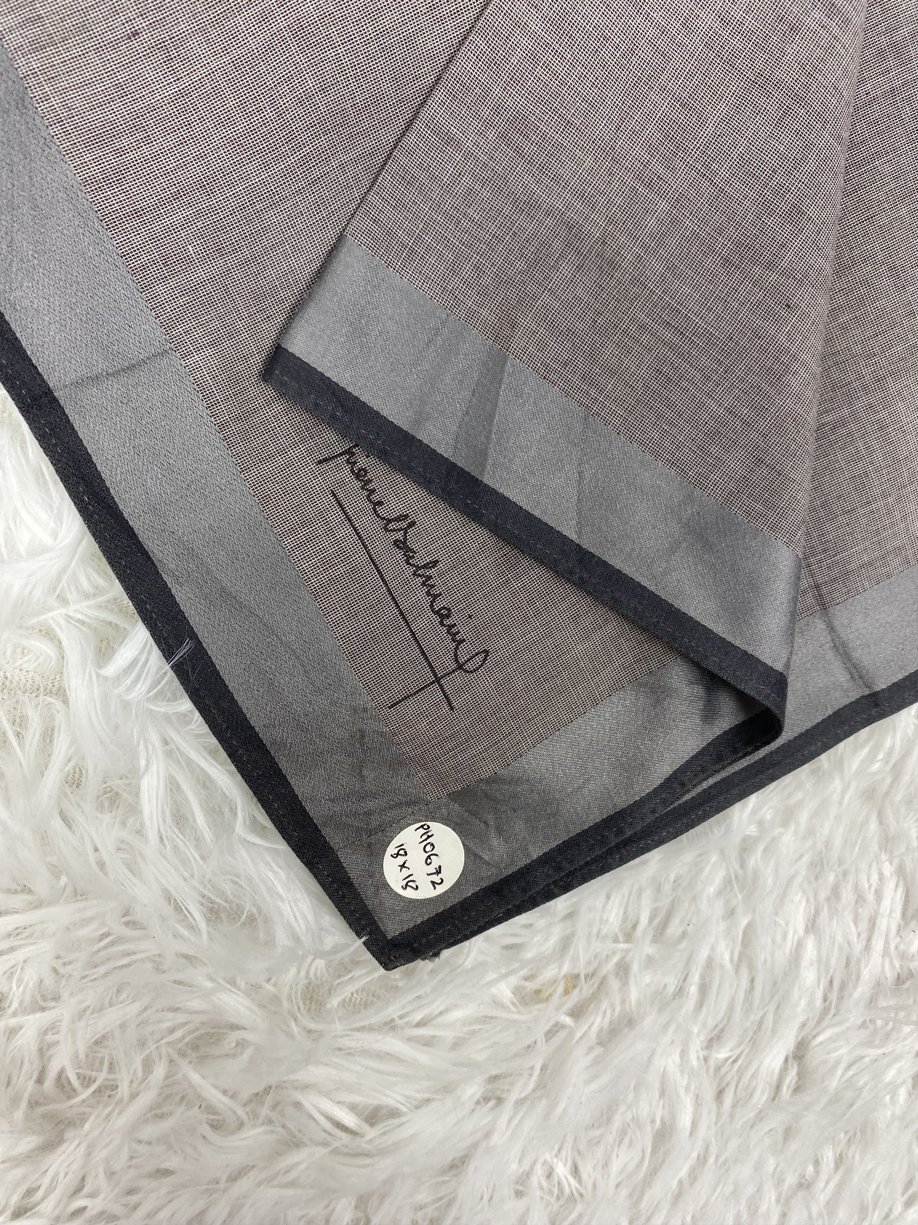 Pierre Balmain × Vintage Vintage Pierre Balmain Handkerchief Neckerchief PH0672 Size ONE SIZE - 2 Thumbnail