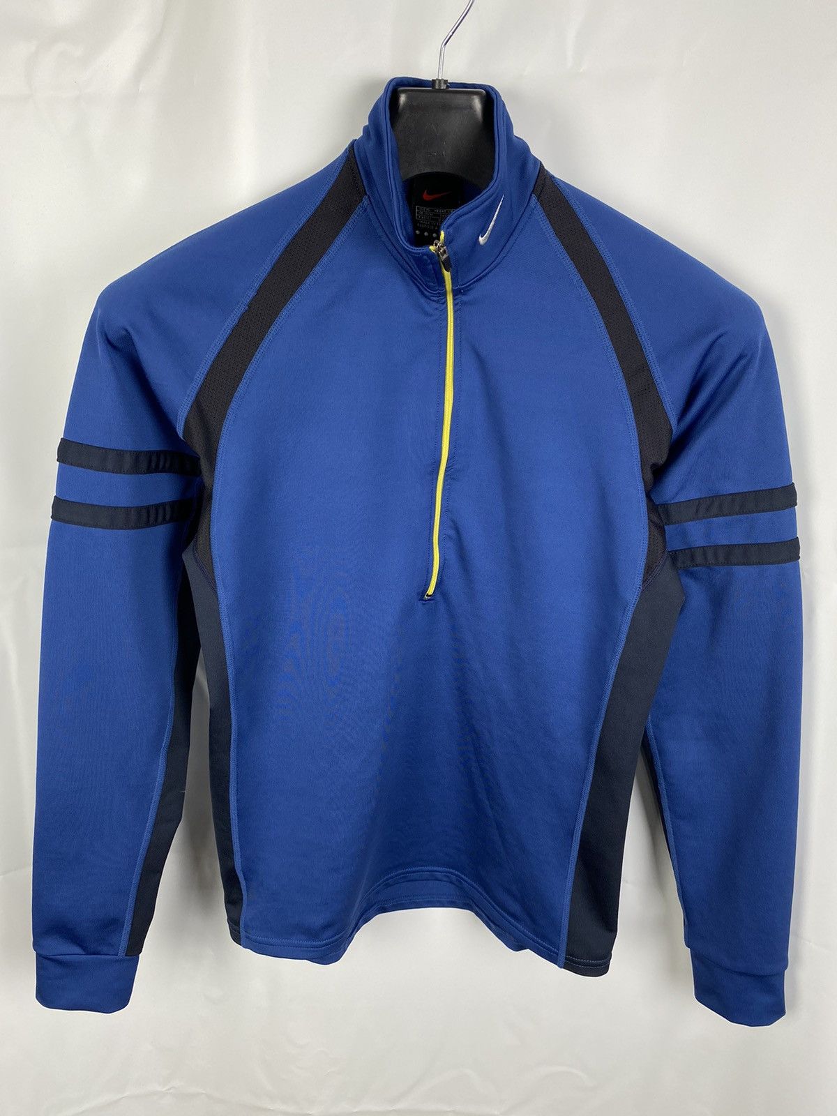 Nike Vintage Nike Alpha Project Compression Longsleeve Swoosh M Size US M / EU 48-50 / 2 - 1 Thumbnail