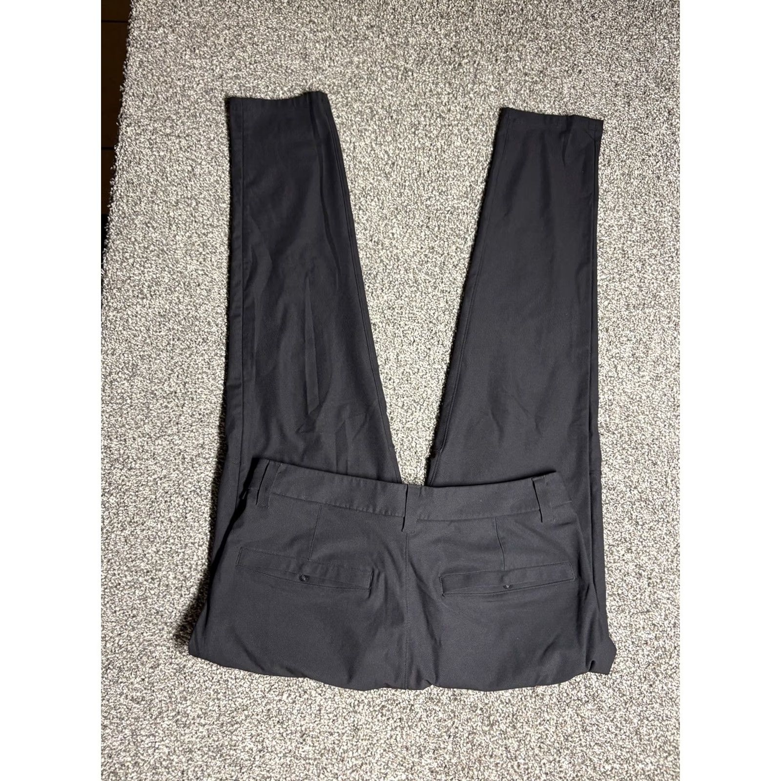 Lululemon Lululemon ABC Pants Mens 30 Black Slim Fit Trouser Warpstreme LM5975S Size US 30 / EU 46 - 2 Thumbnail