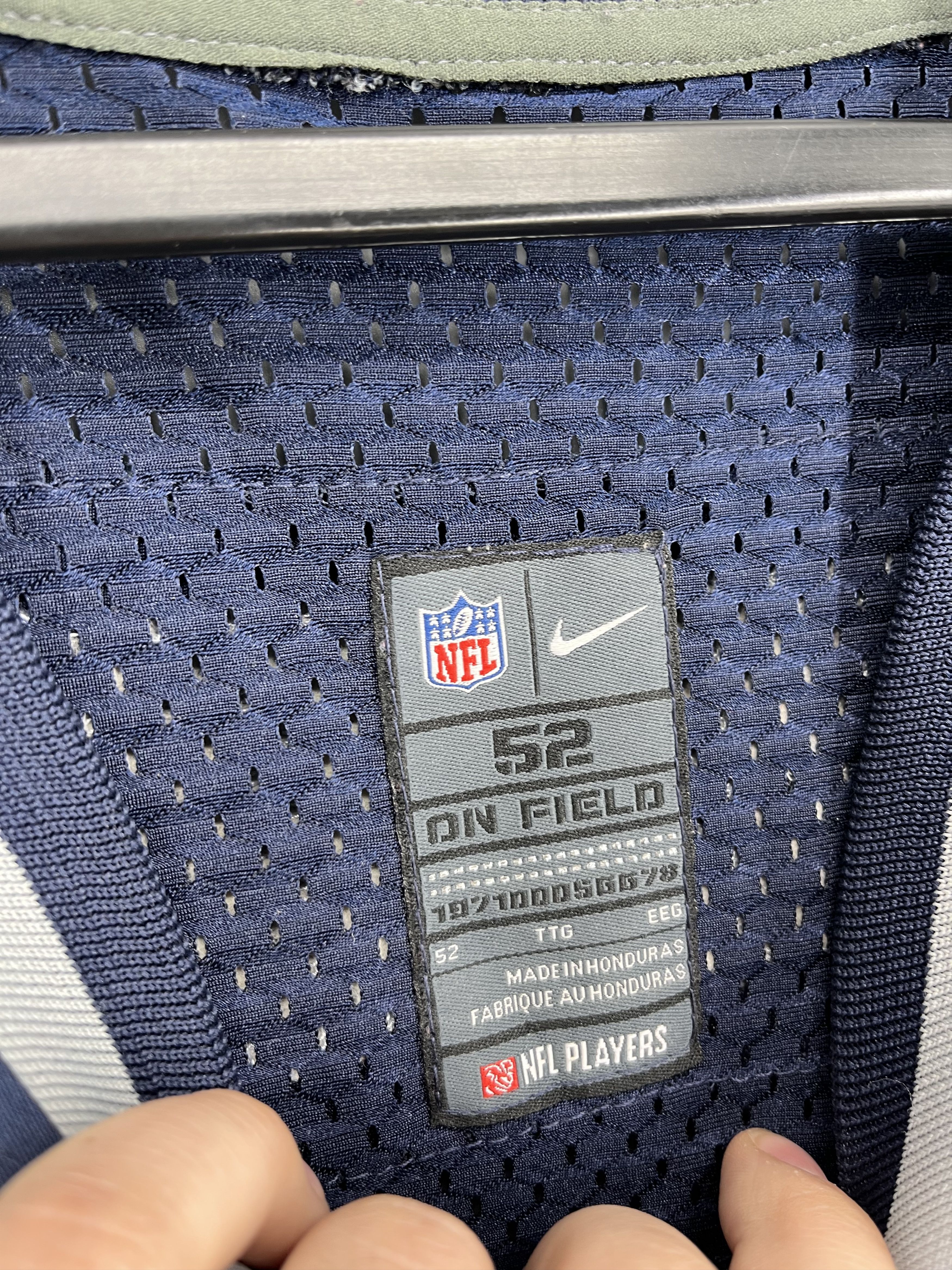 Nike #12 TOM BRADY NIKE NEW ENGLAND PATRIOTS JERSEY Size L Size US L / EU 52-54 / 3 - 8 Thumbnail