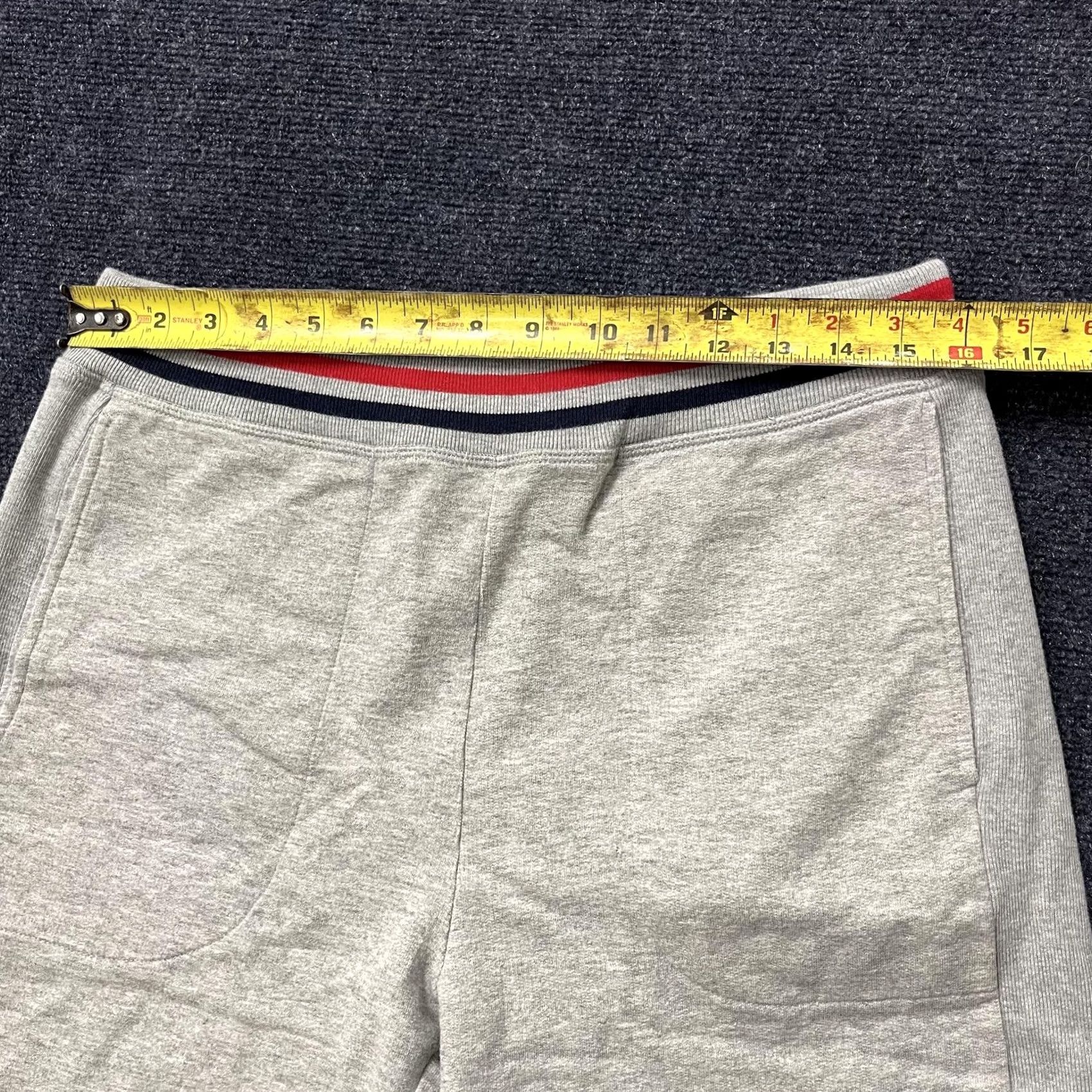 Tommy Hilfiger Tommy Hilfiger Mens Large Gray French Terry Sweat Property 85 Jeans Shorts Size US 33 - 5 Thumbnail
