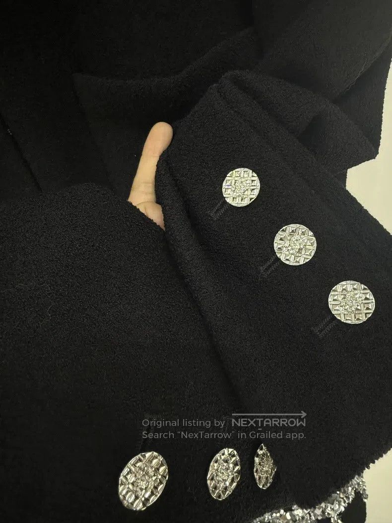 Chanel Chanel 22A black and silver sequin heavy industry jacket Size XS / US 0-2 / IT 36-38 - 4 Thumbnail