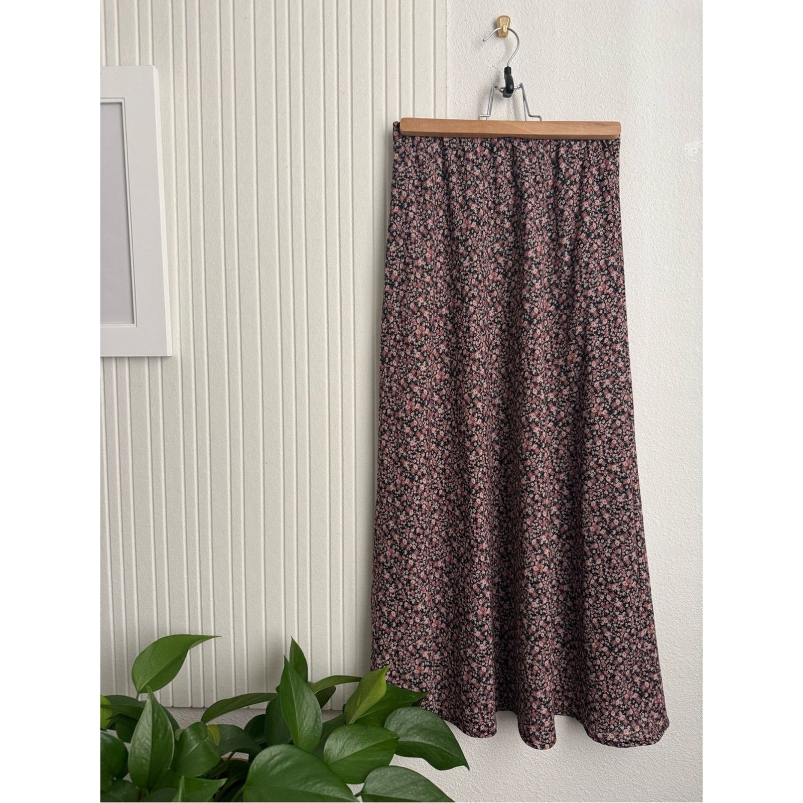 Rsq Femme Grunge Midi Ditsy Floral Skirt Size 28" / US 6 / IT 42 - 2 Thumbnail