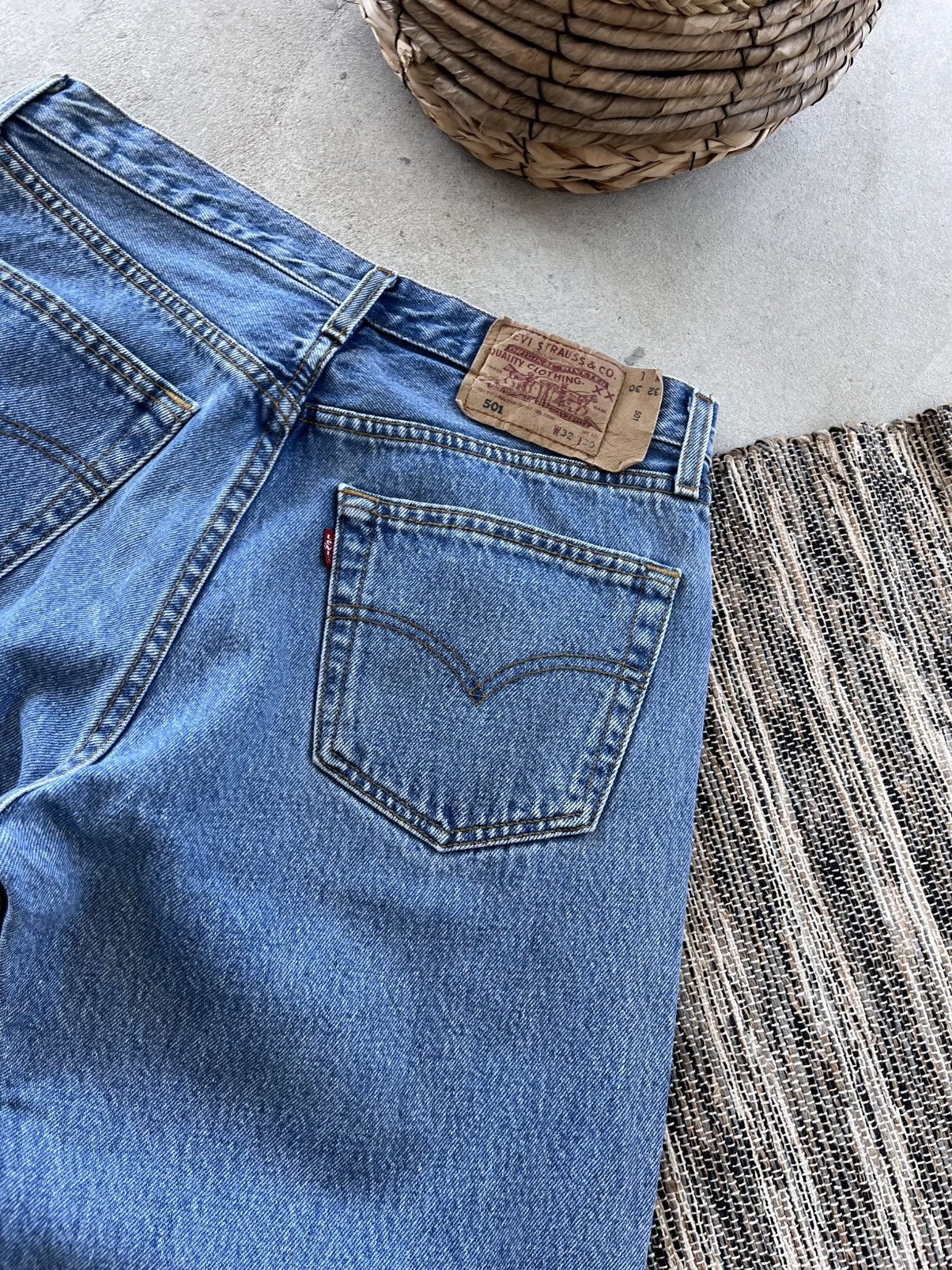 Levi's Vintage Levis 501 Denim Jeans 32x30 Straight Fit Workwear Size US 32 / EU 48 - 15 Thumbnail