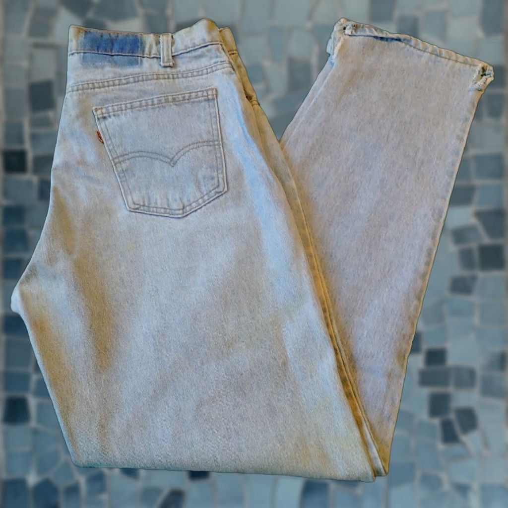 Levi's Vintage 90s Levi's Orange Tab Distressed Jeans Men’s Blue Denim 34x33 Mid Rise Relaxed Fit 500 Series USA Size US 34 / EU 50 - 1 Thumbnail